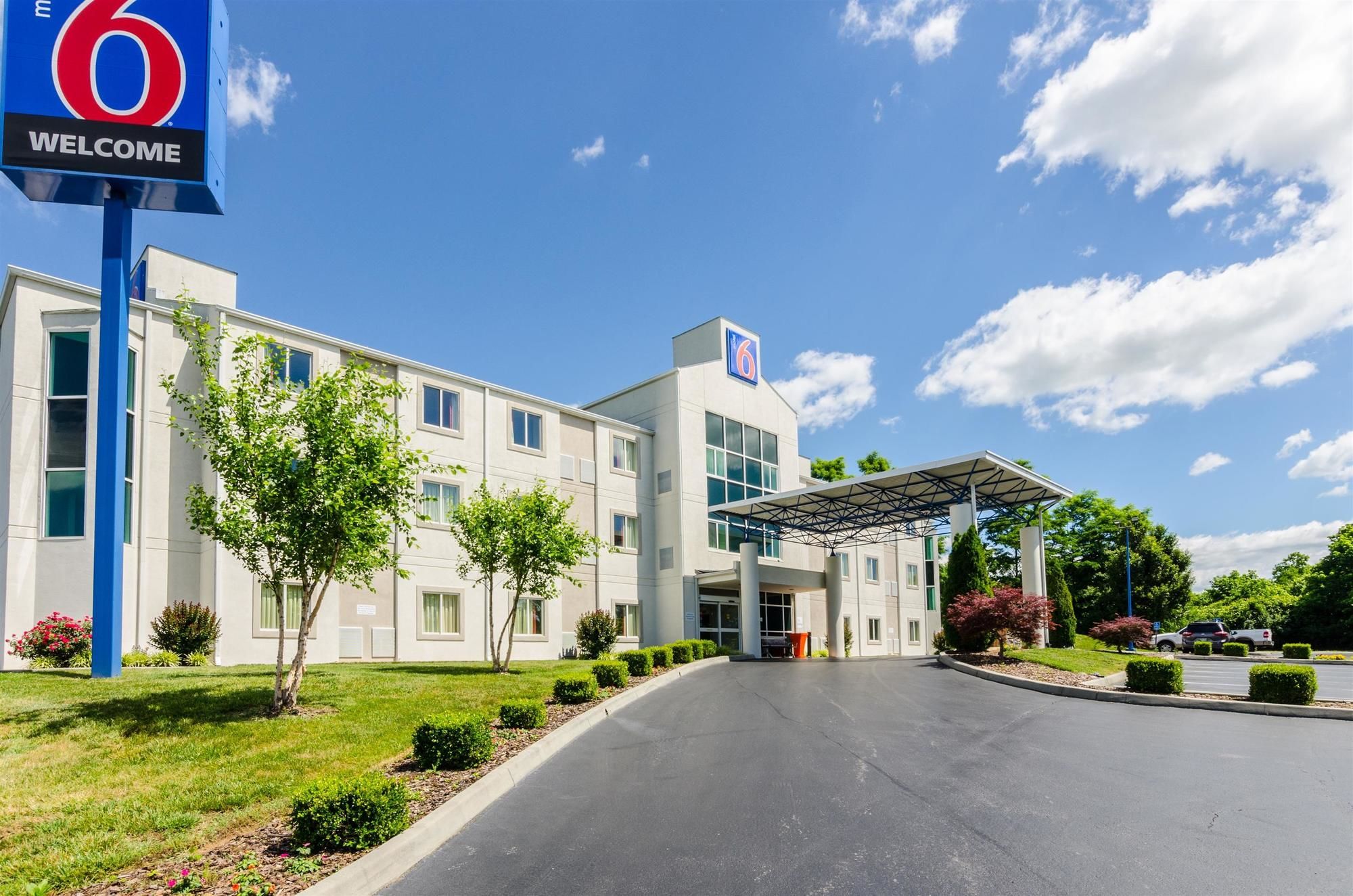 Motel 6 Bristol