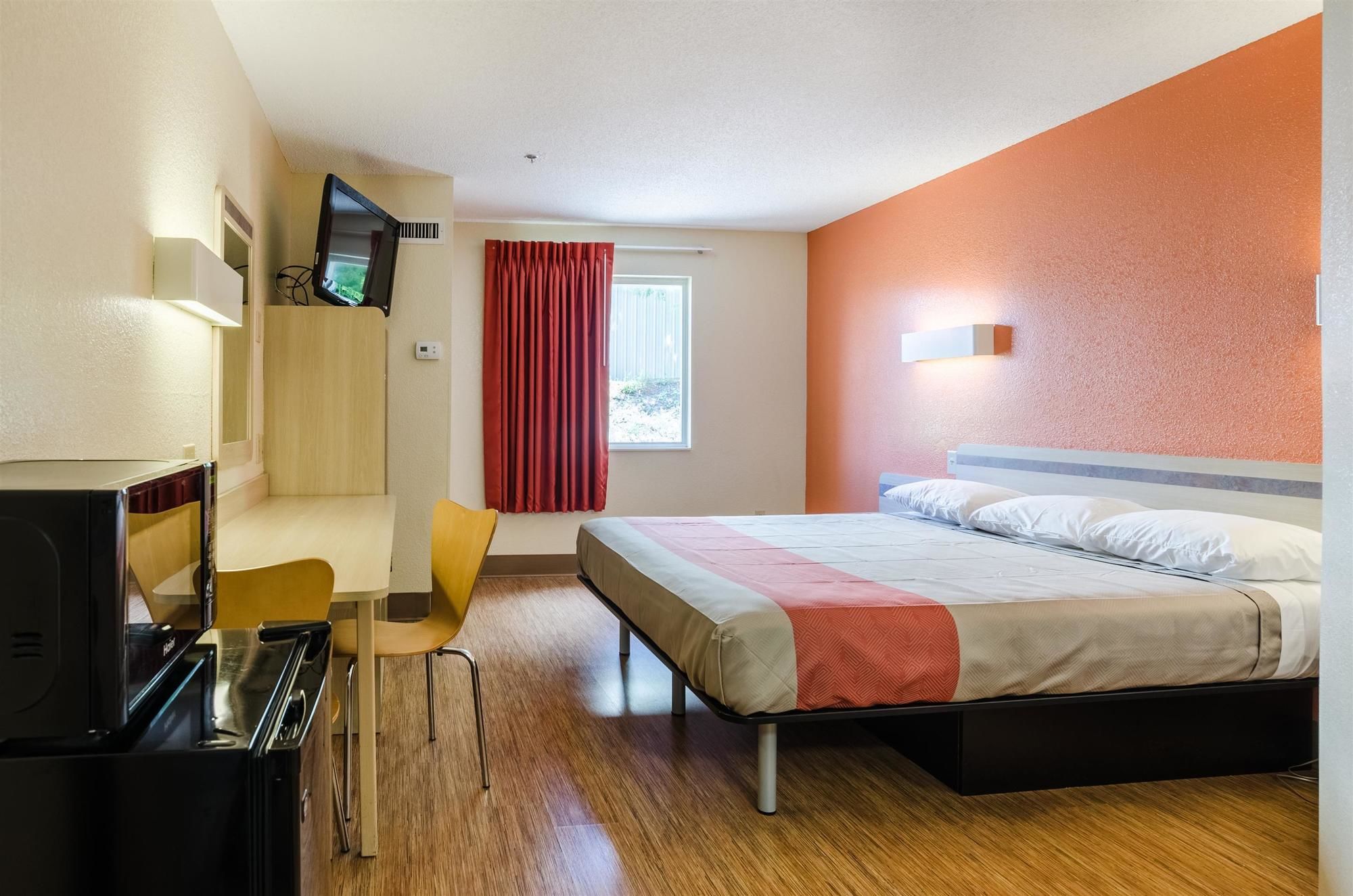 Motel 6 Bristol