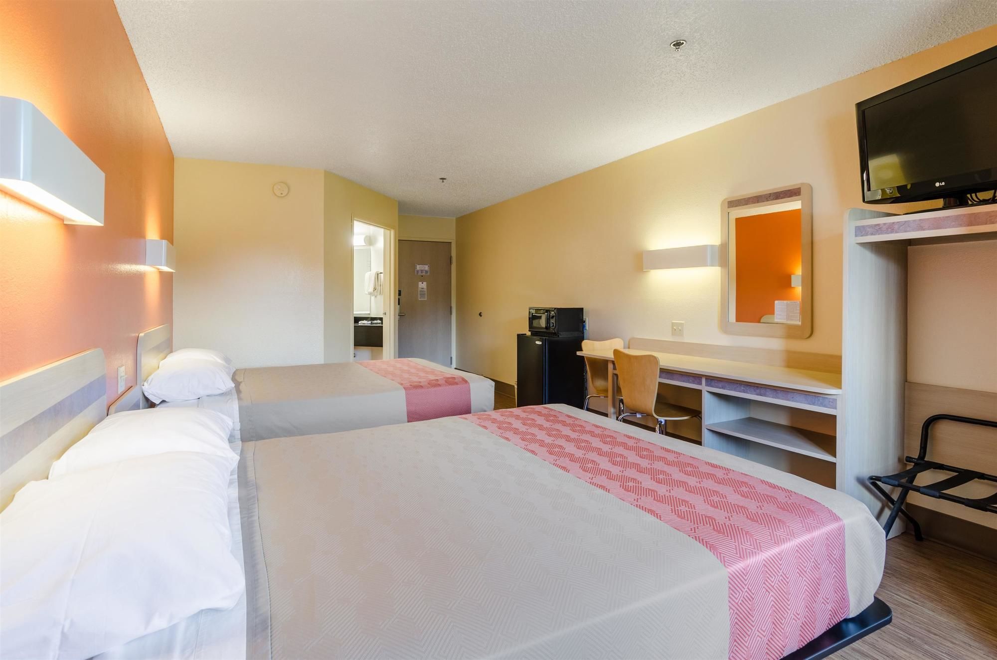 Motel 6 Bristol