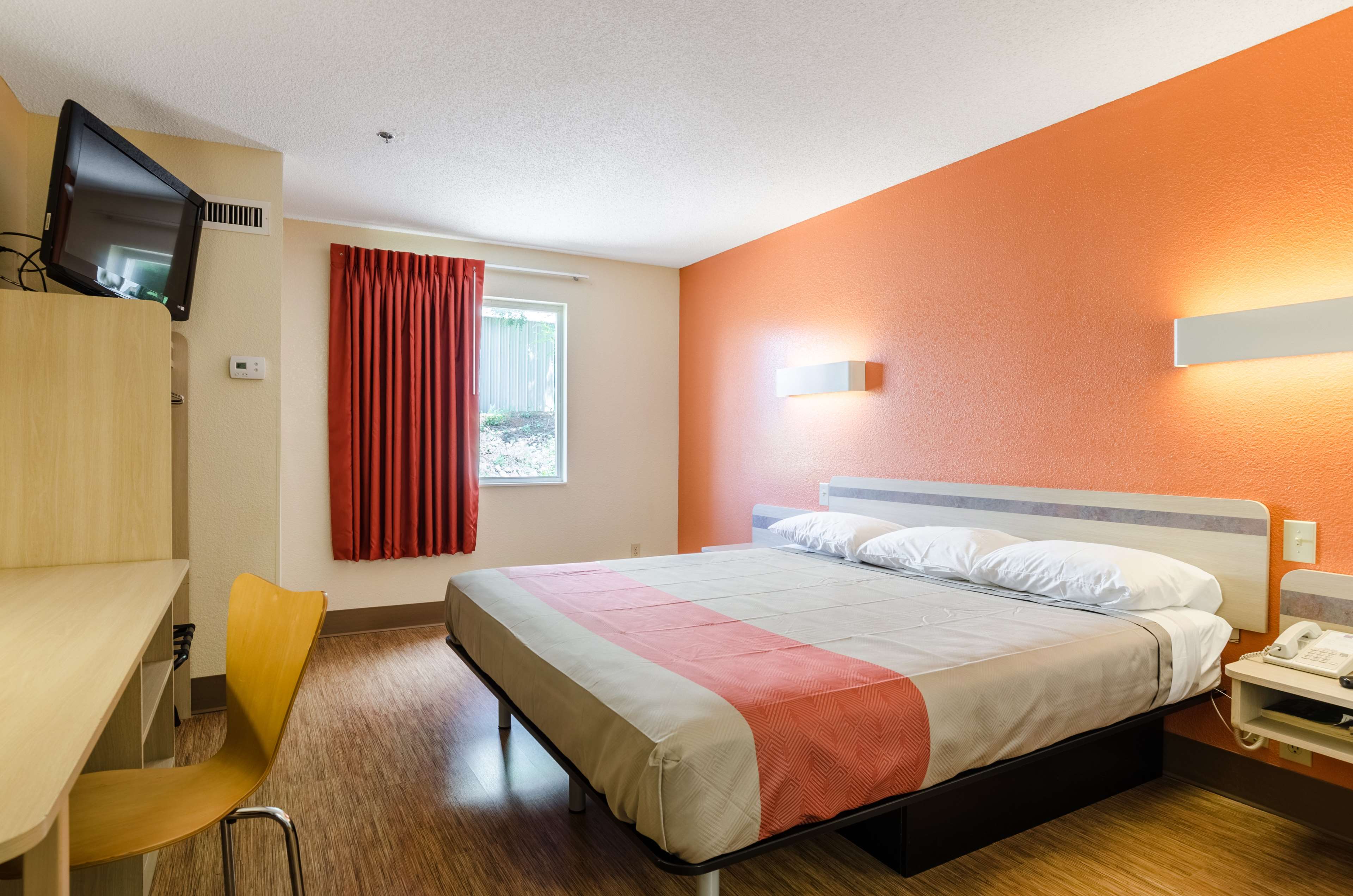 Motel 6 Bristol