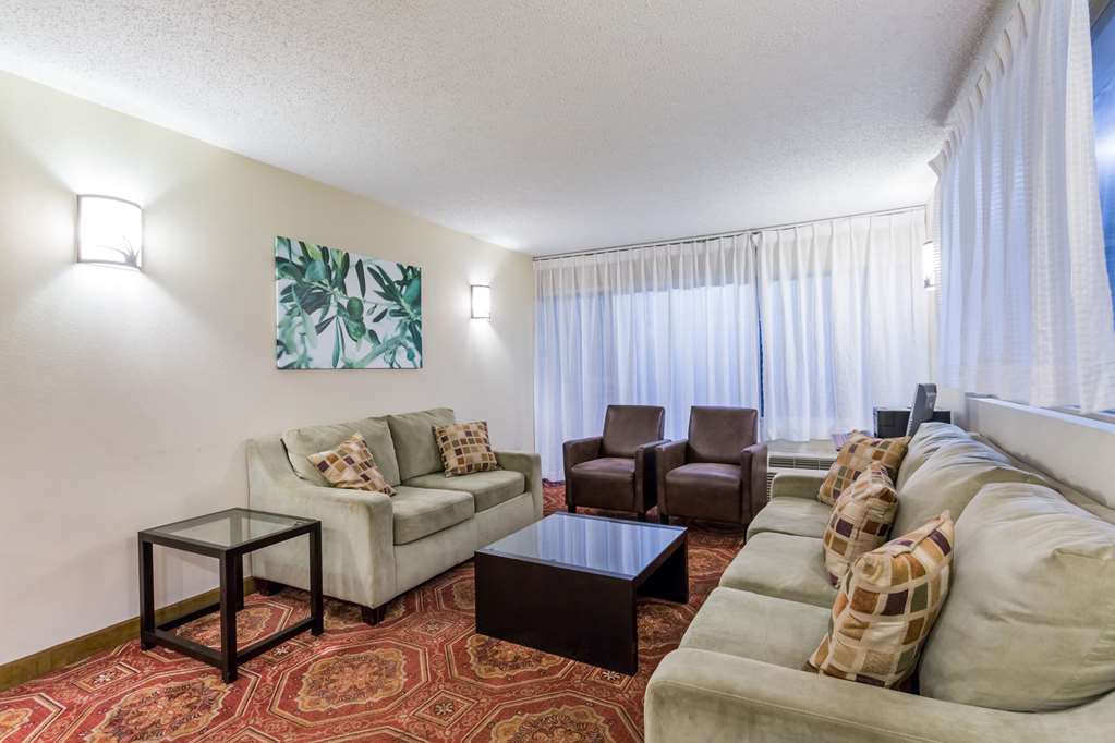 Days Inn by Wyndham Charlottesville/University Area