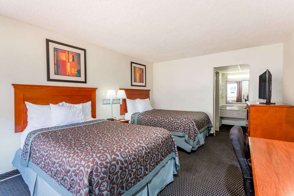 Days Inn by Wyndham Charlottesville/University Area