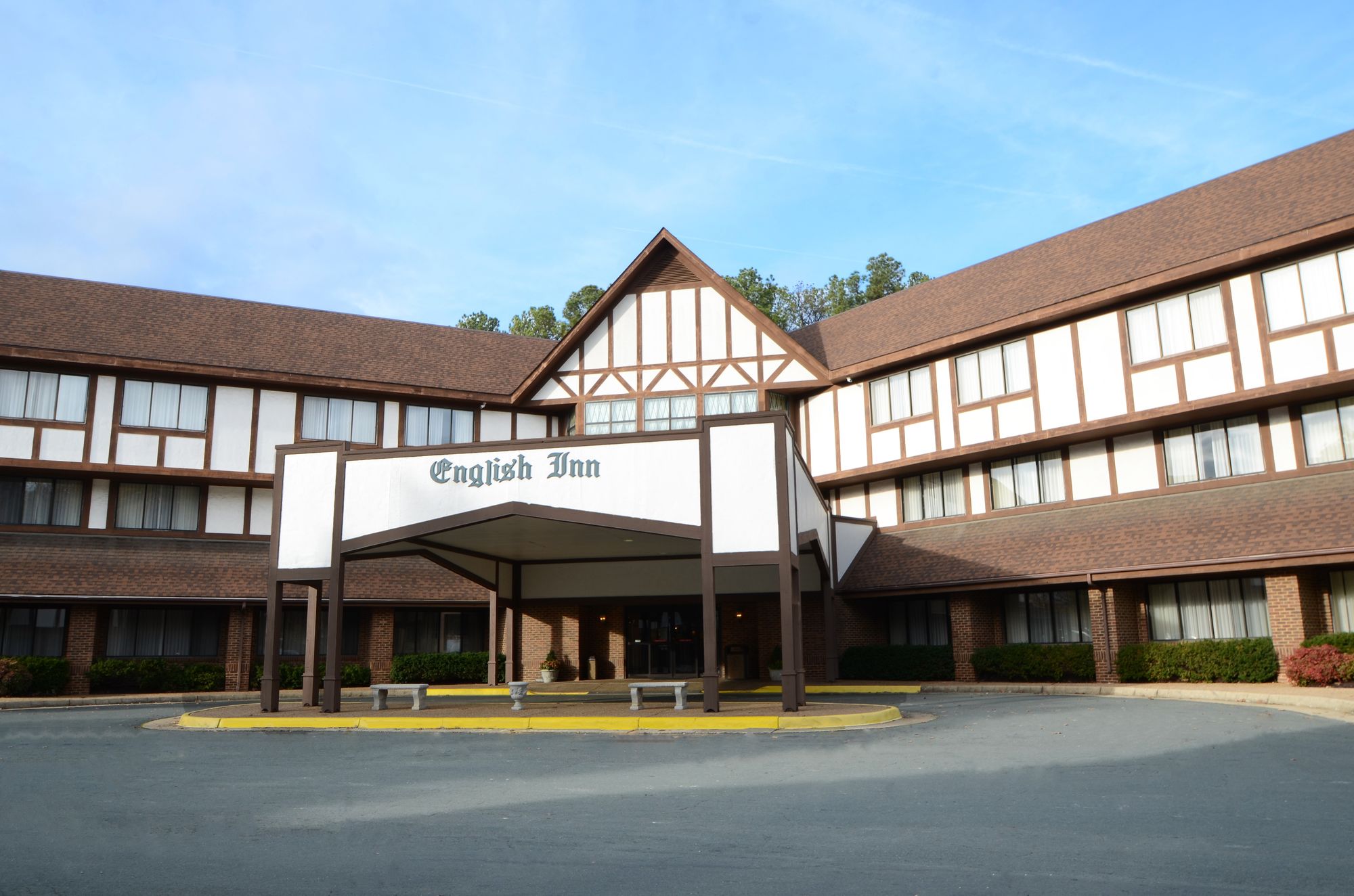 English Inn of Charlottesville