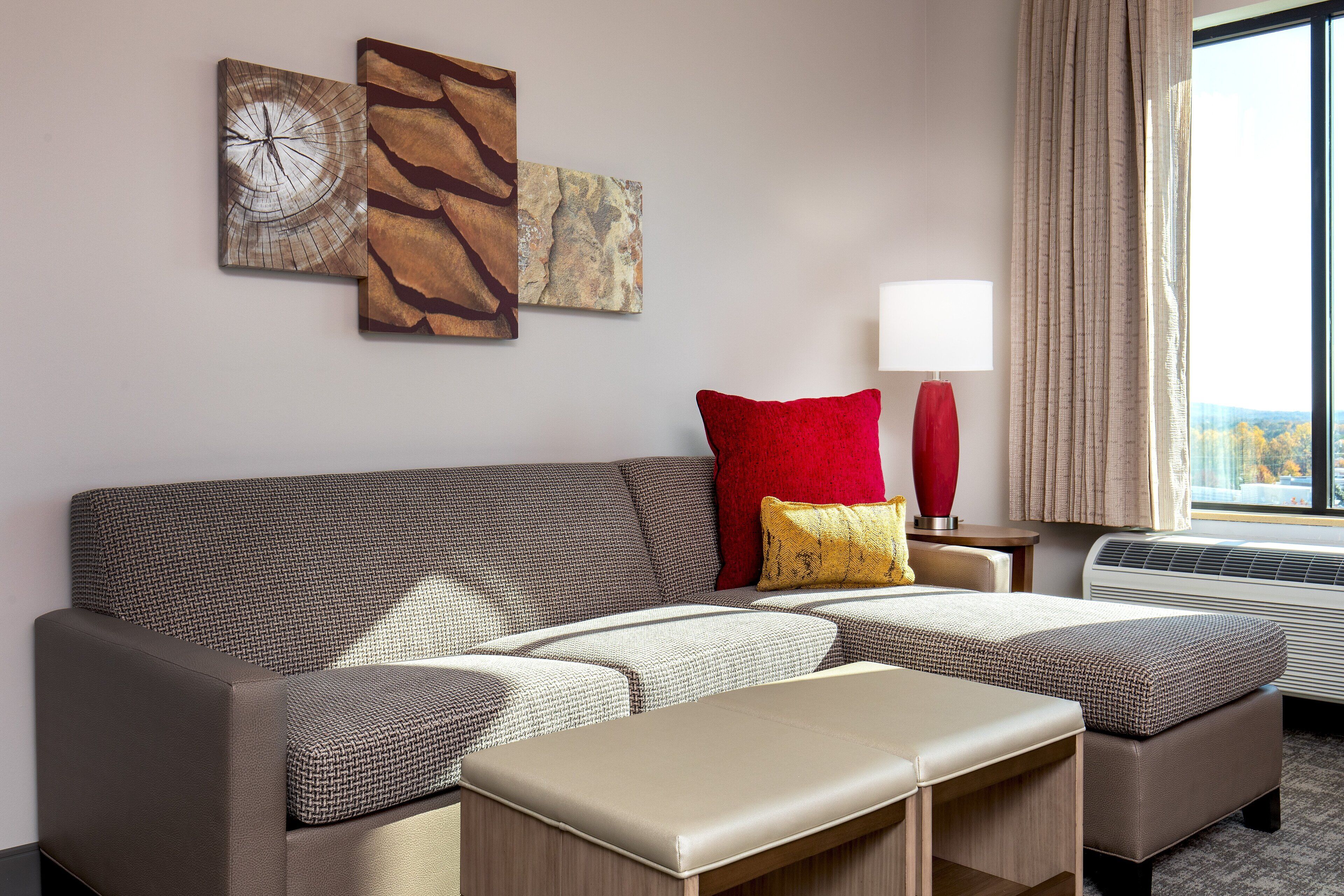 Staybridge Suites Charlottesville Airport