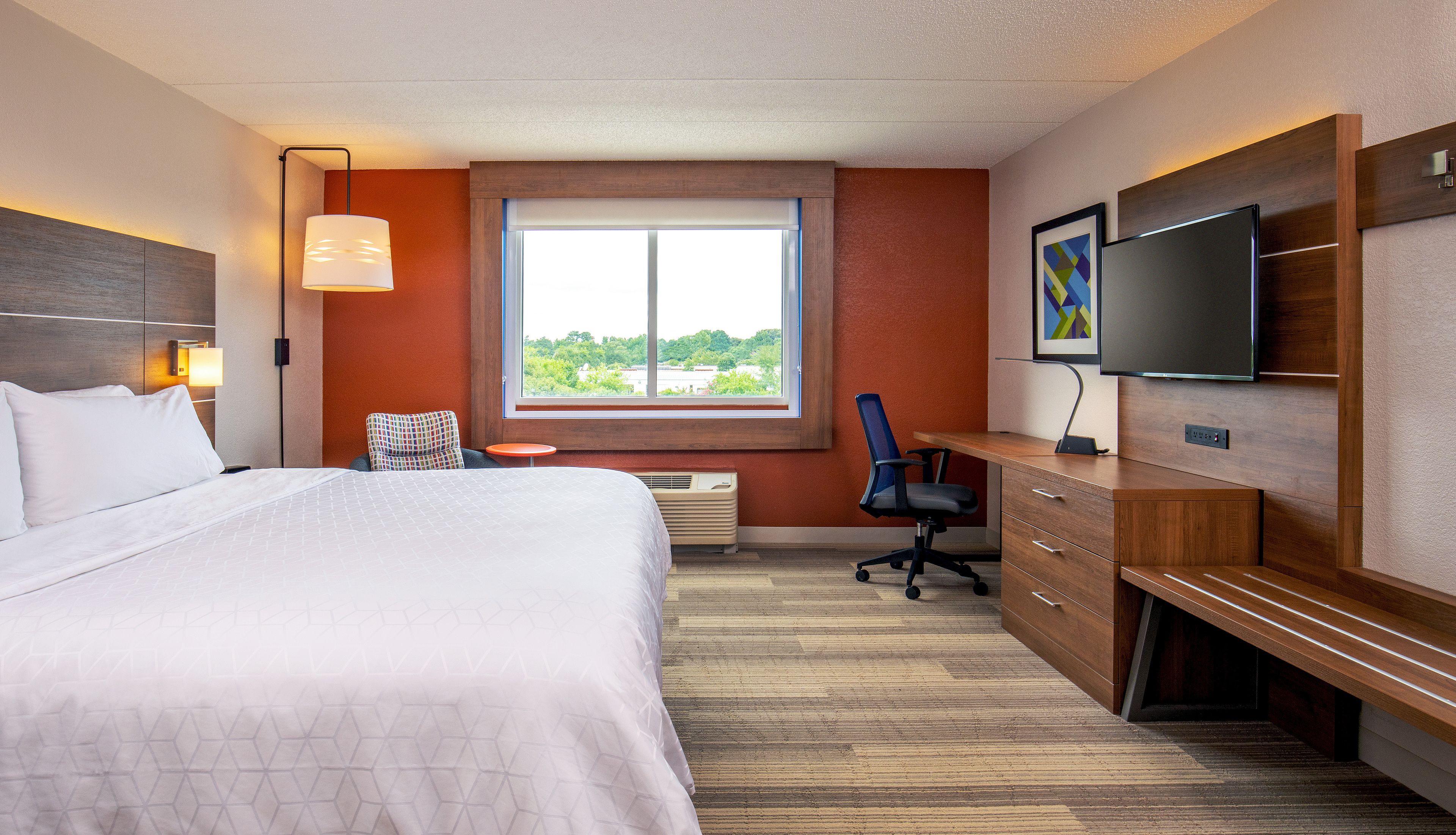 Holiday Inn Express Chesapeake
