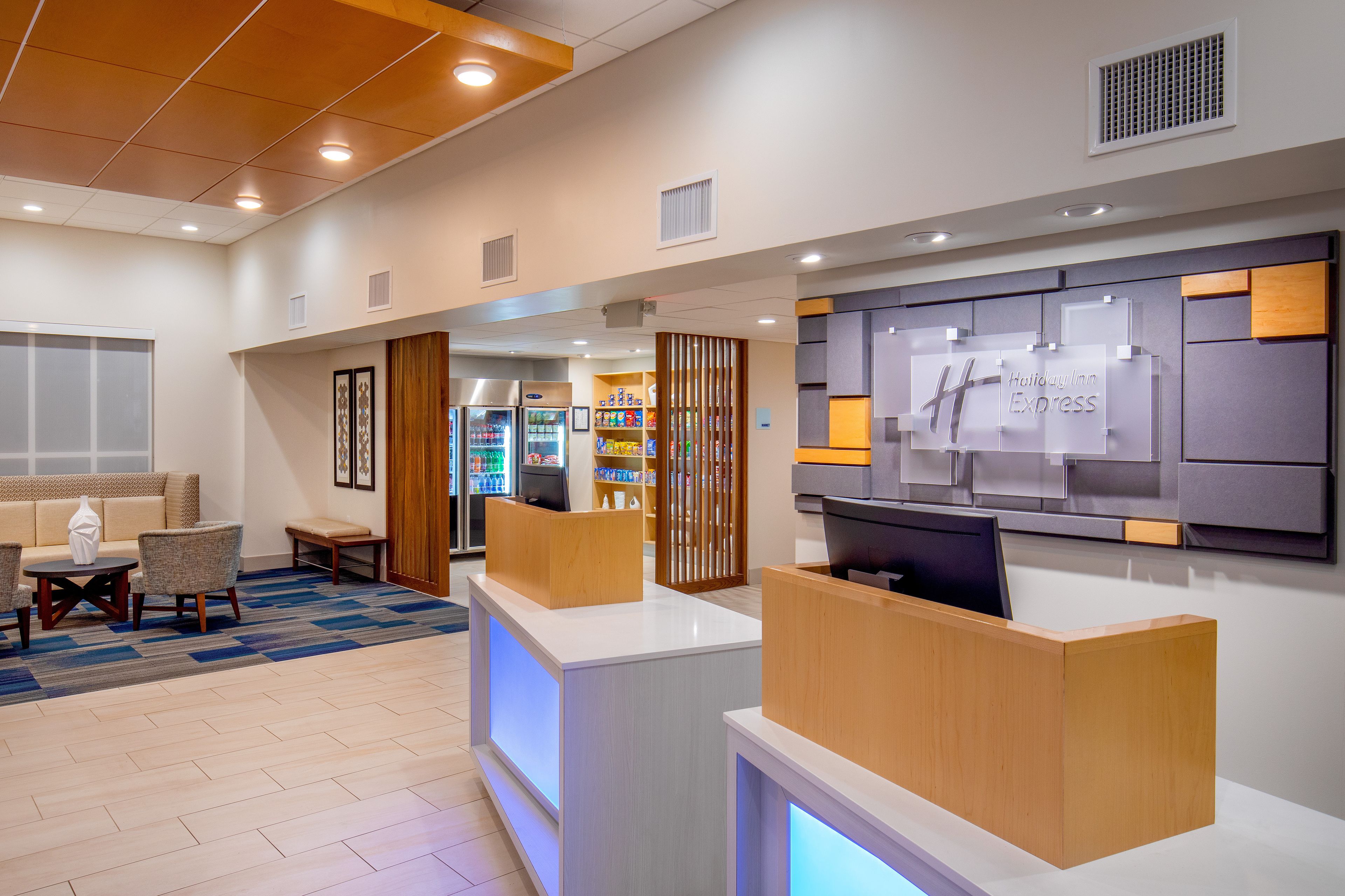 Holiday Inn Express Chesapeake