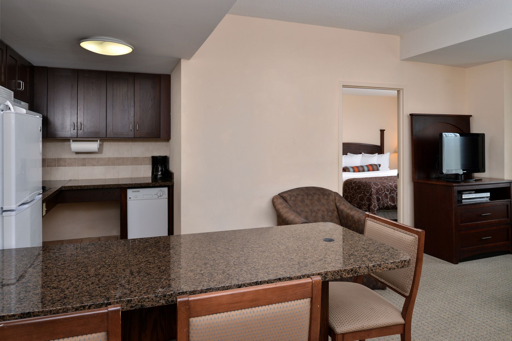 Staybridge Suites Chesapeake - Virginia Beach