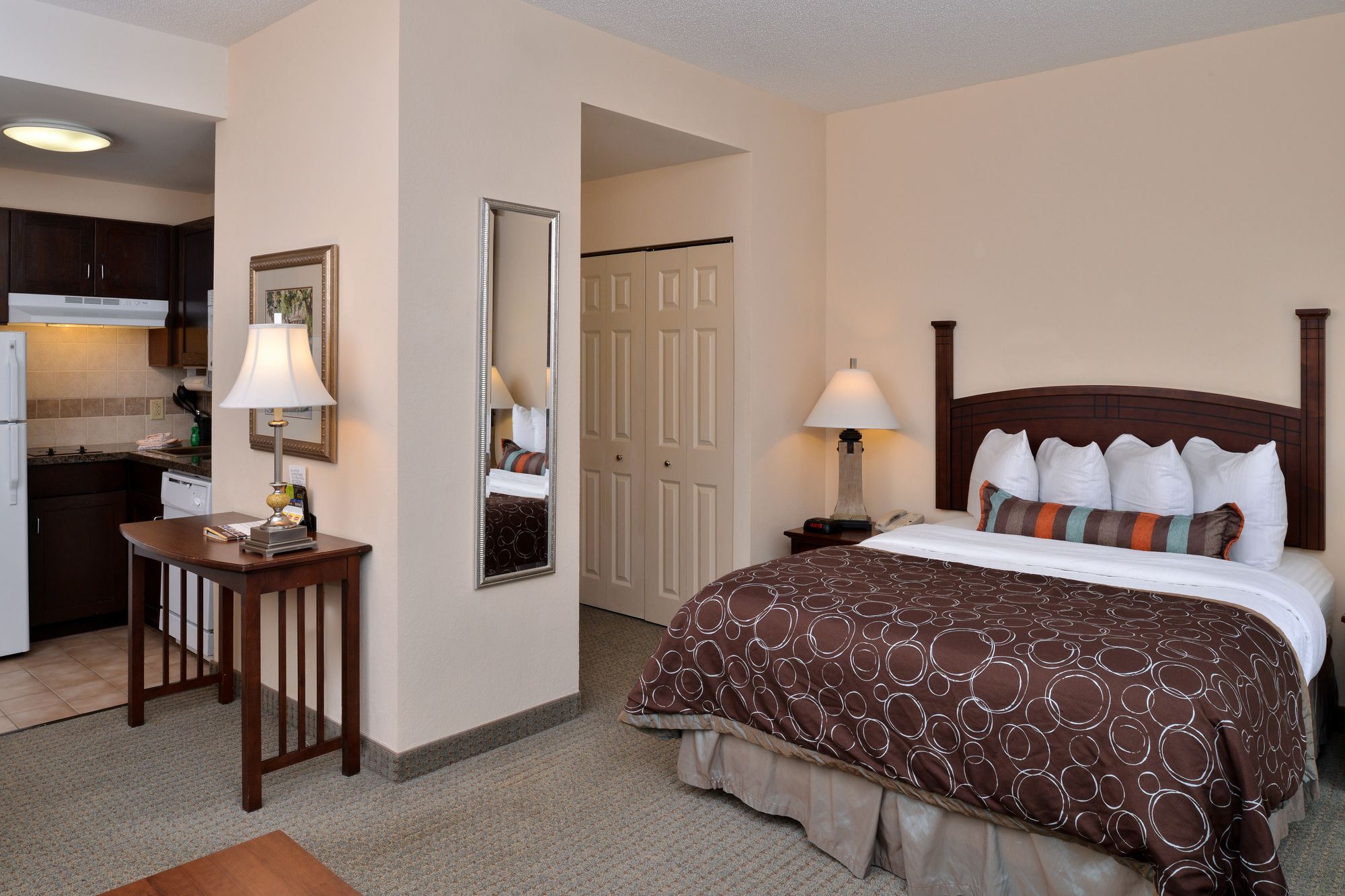 Staybridge Suites Chesapeake - Virginia Beach