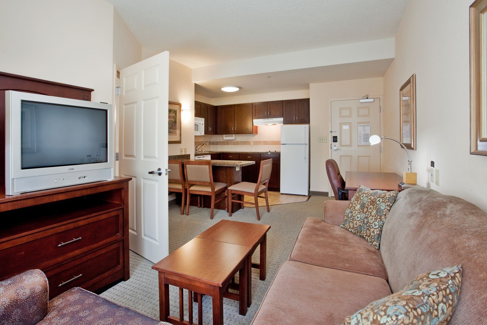 Staybridge Suites Chesapeake - Virginia Beach