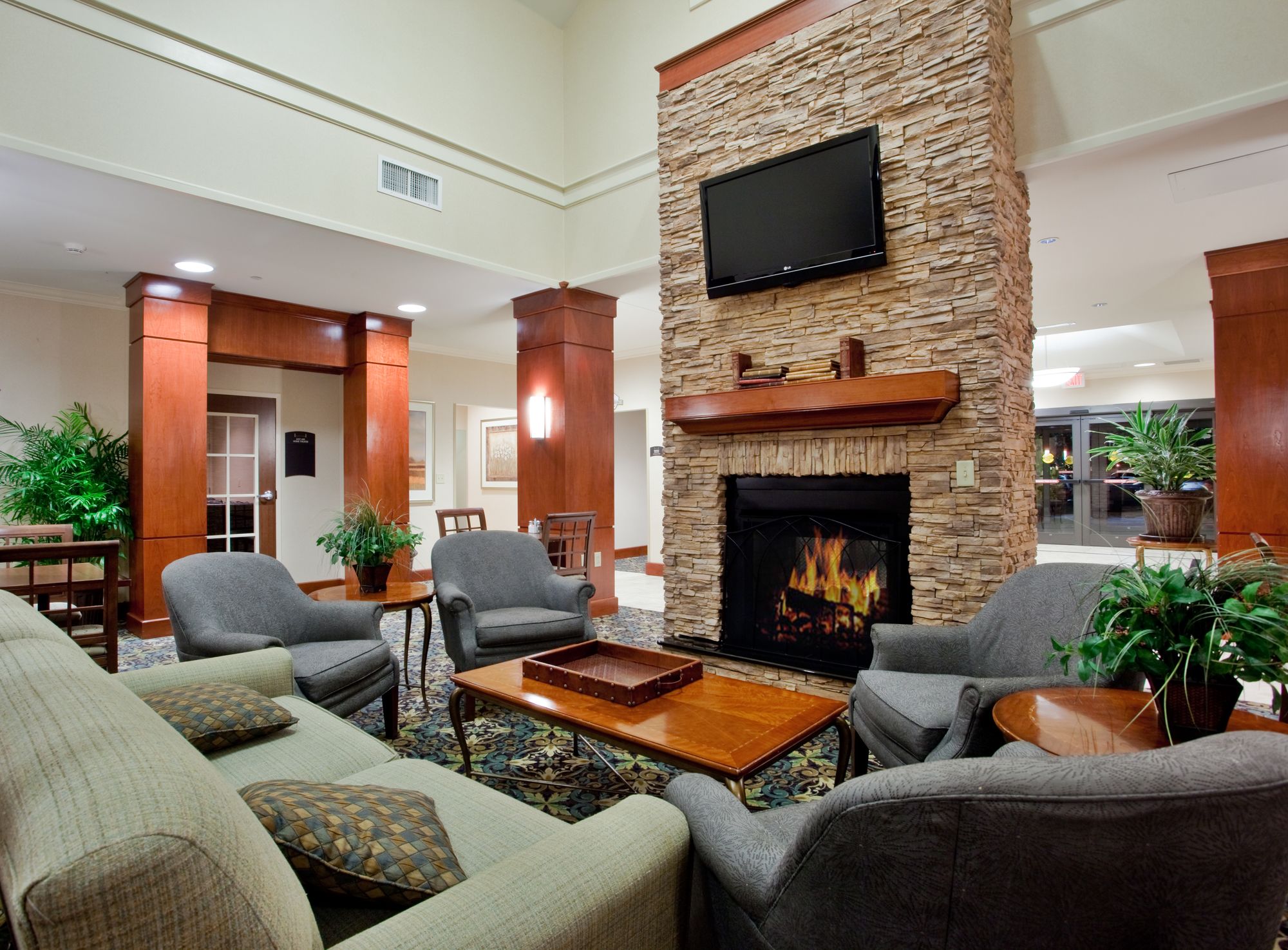 Staybridge Suites Chesapeake - Virginia Beach