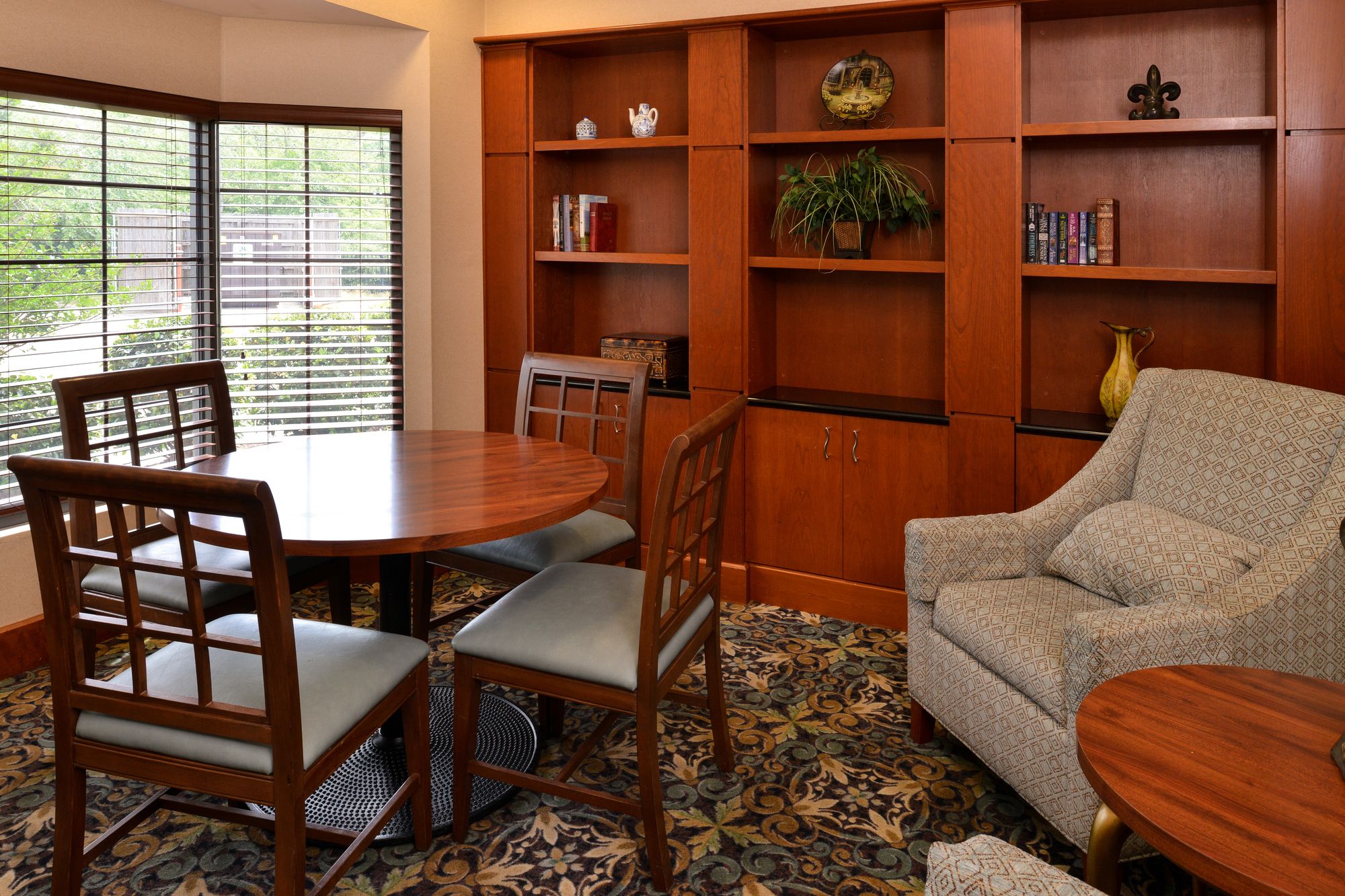 Staybridge Suites Chesapeake - Virginia Beach