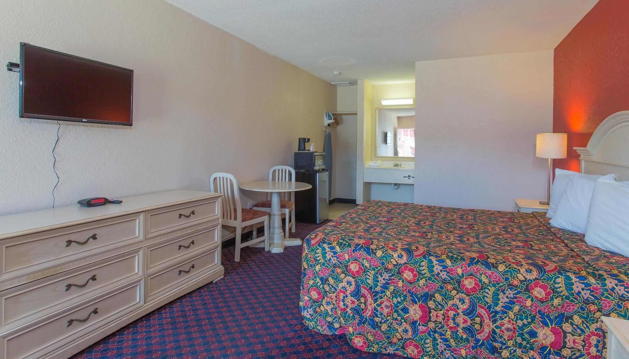 Studios and Suites 4 Less Battlefield Boulevard