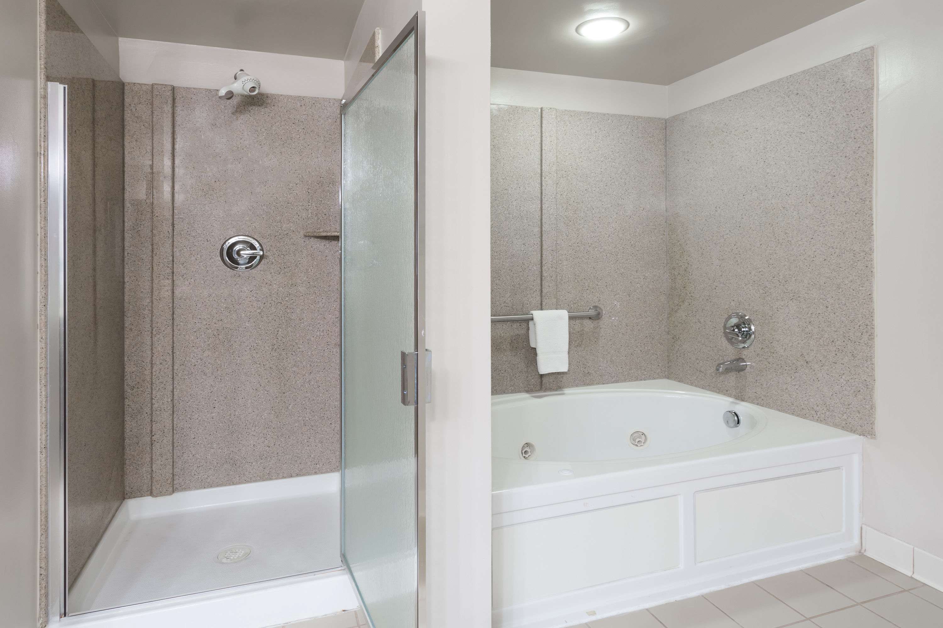 Wingate by Wyndham Chesapeake
