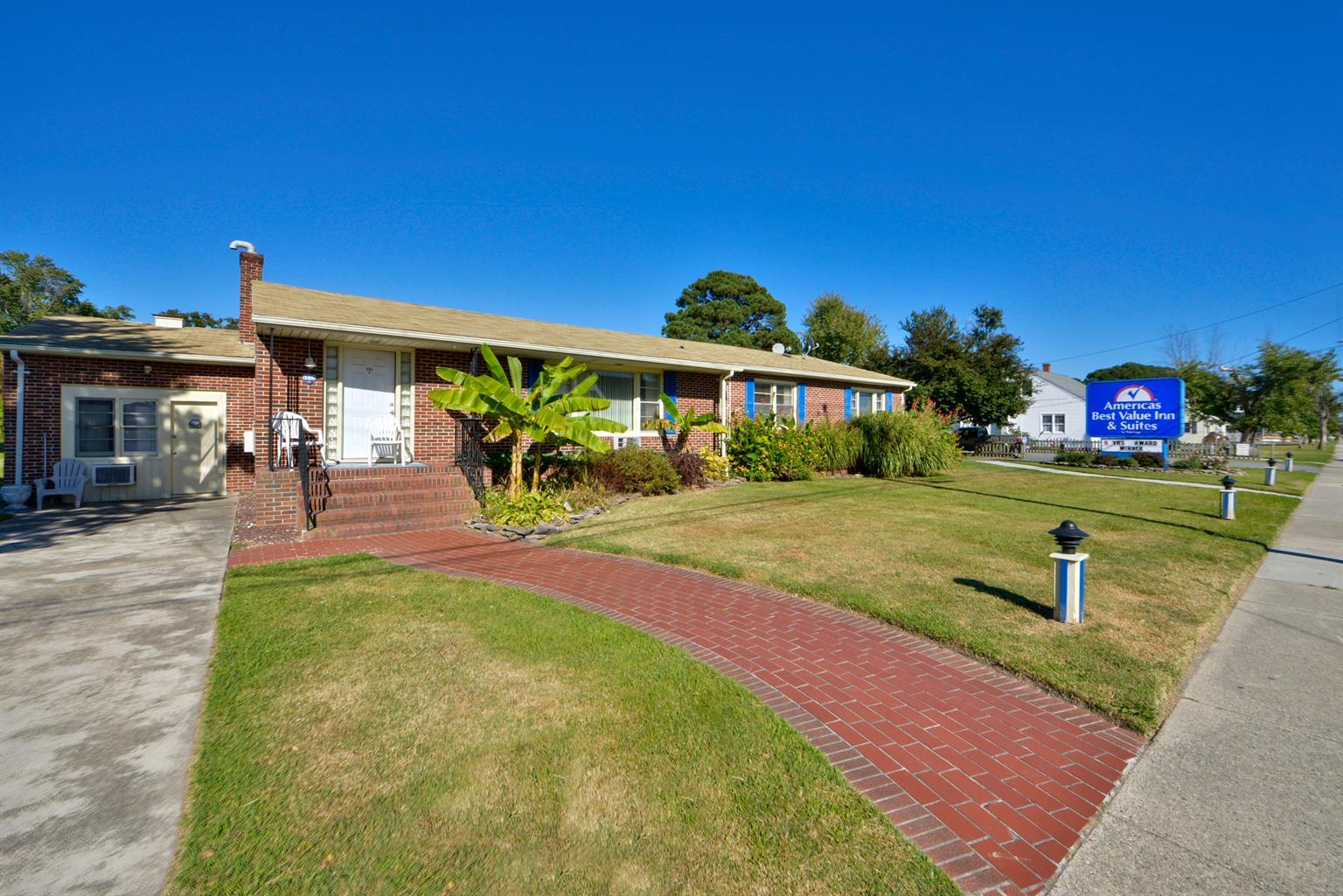 Americas Best Value Inn & Suites