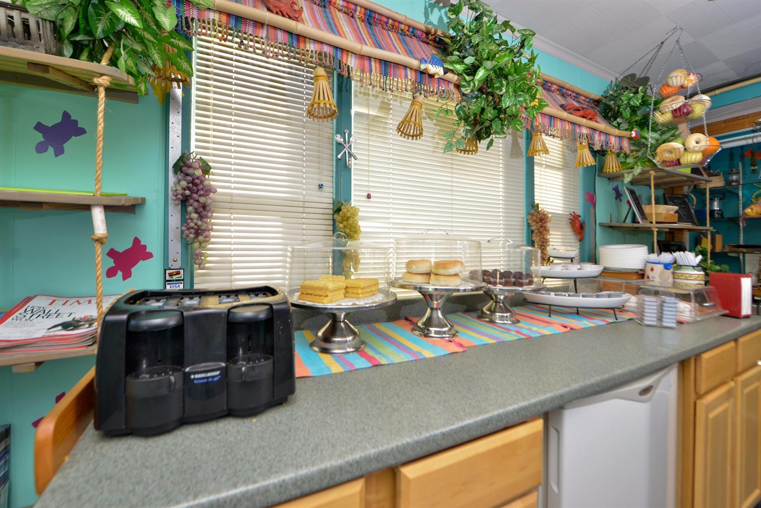 Americas Best Value Inn & Suites