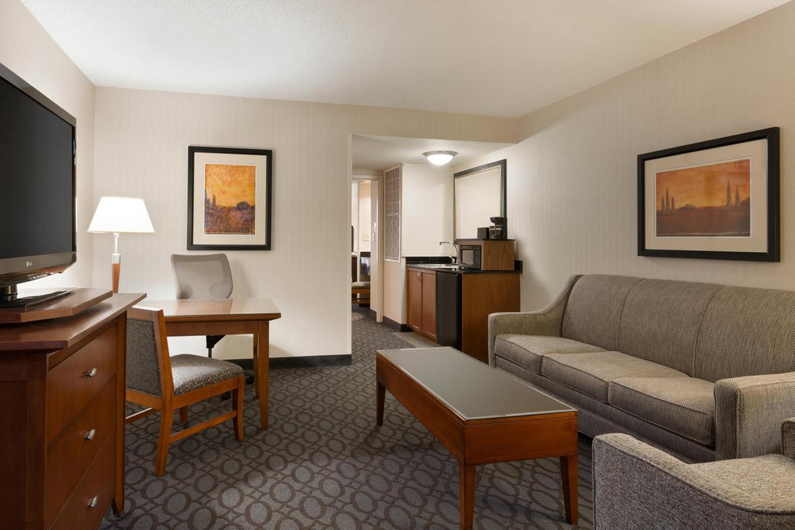 Embassy Suites by Hilton Dulles North/Loudoun