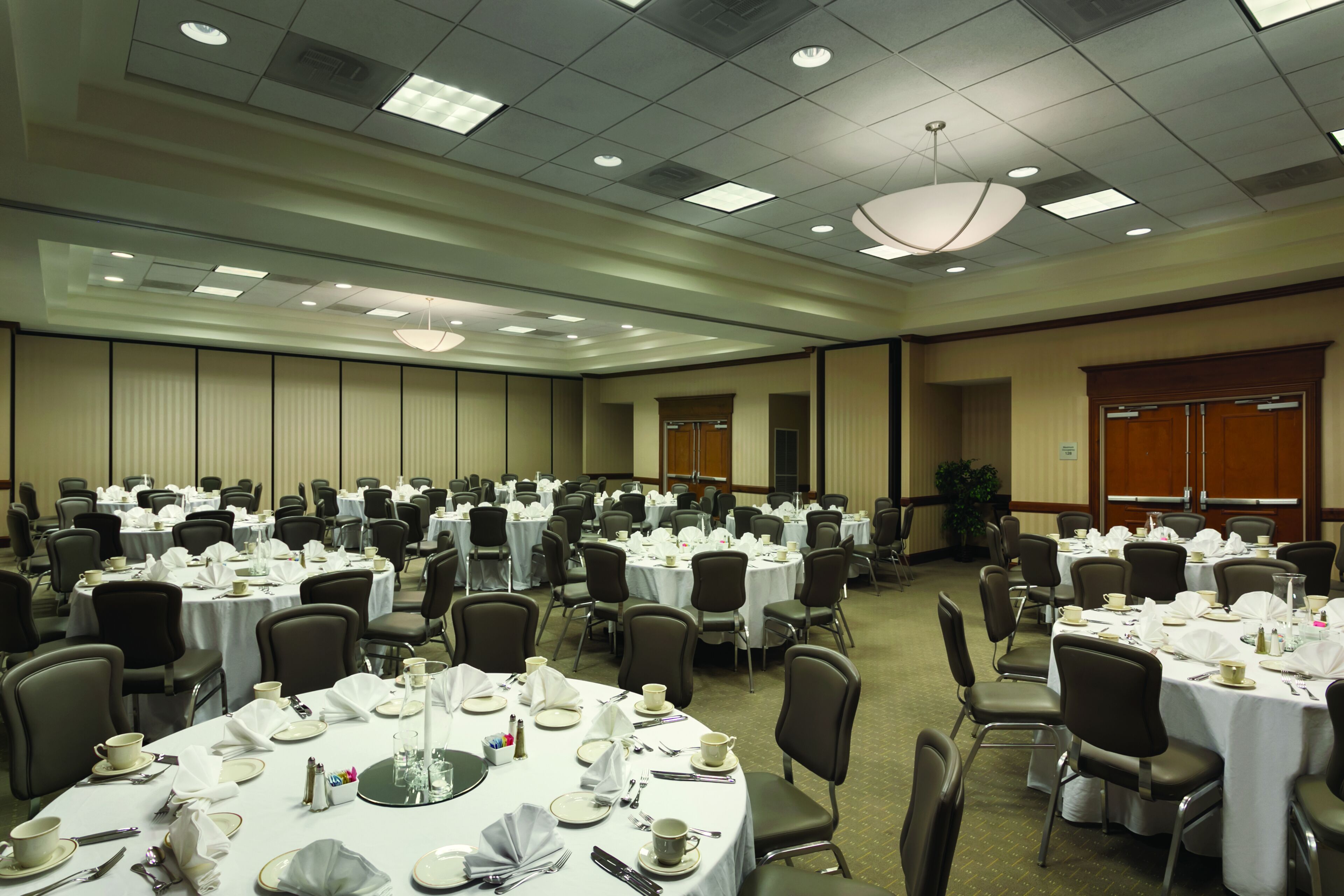 Embassy Suites by Hilton Dulles North/Loudoun
