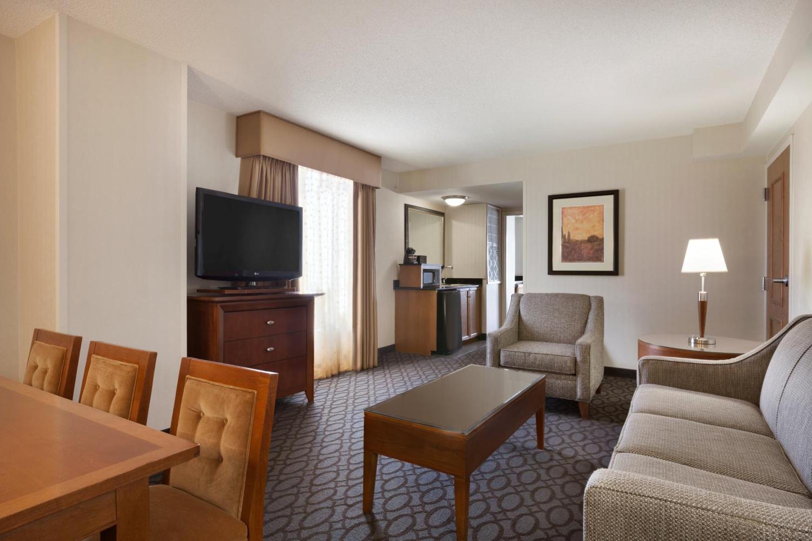 Embassy Suites by Hilton Dulles North/Loudoun