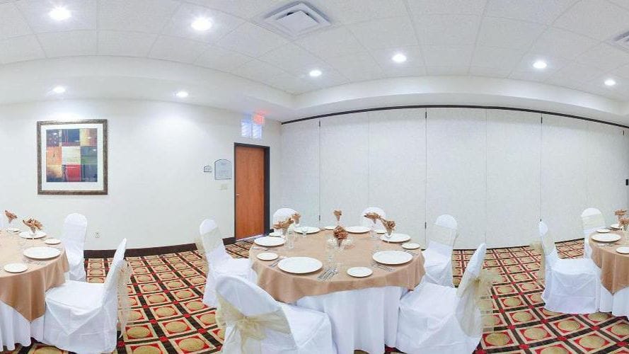 Holiday Inn Express Dumfries
