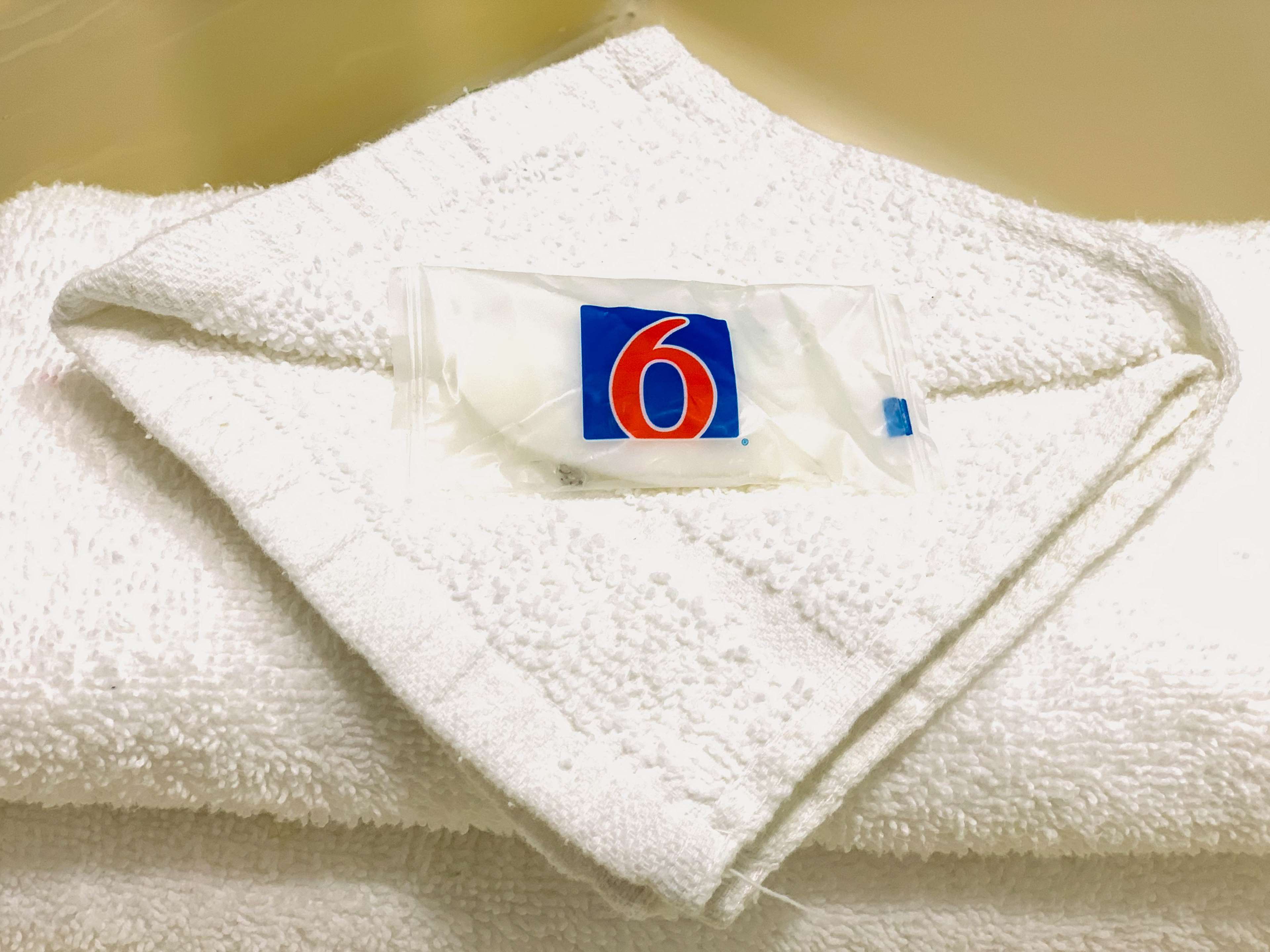 Motel 6 Falls Church Va Arlington Boulevard