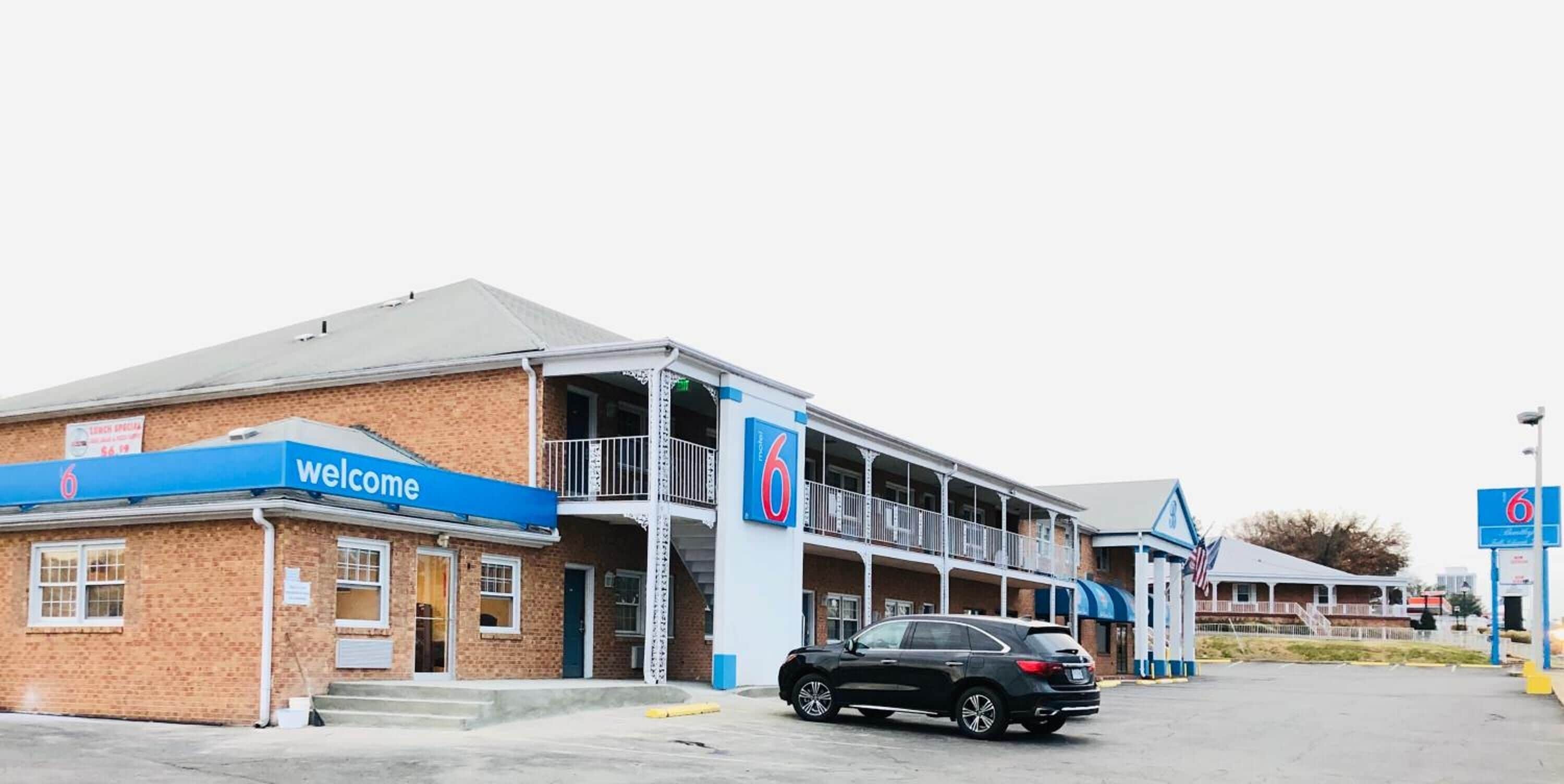 Motel 6 Falls Church Va Arlington Boulevard