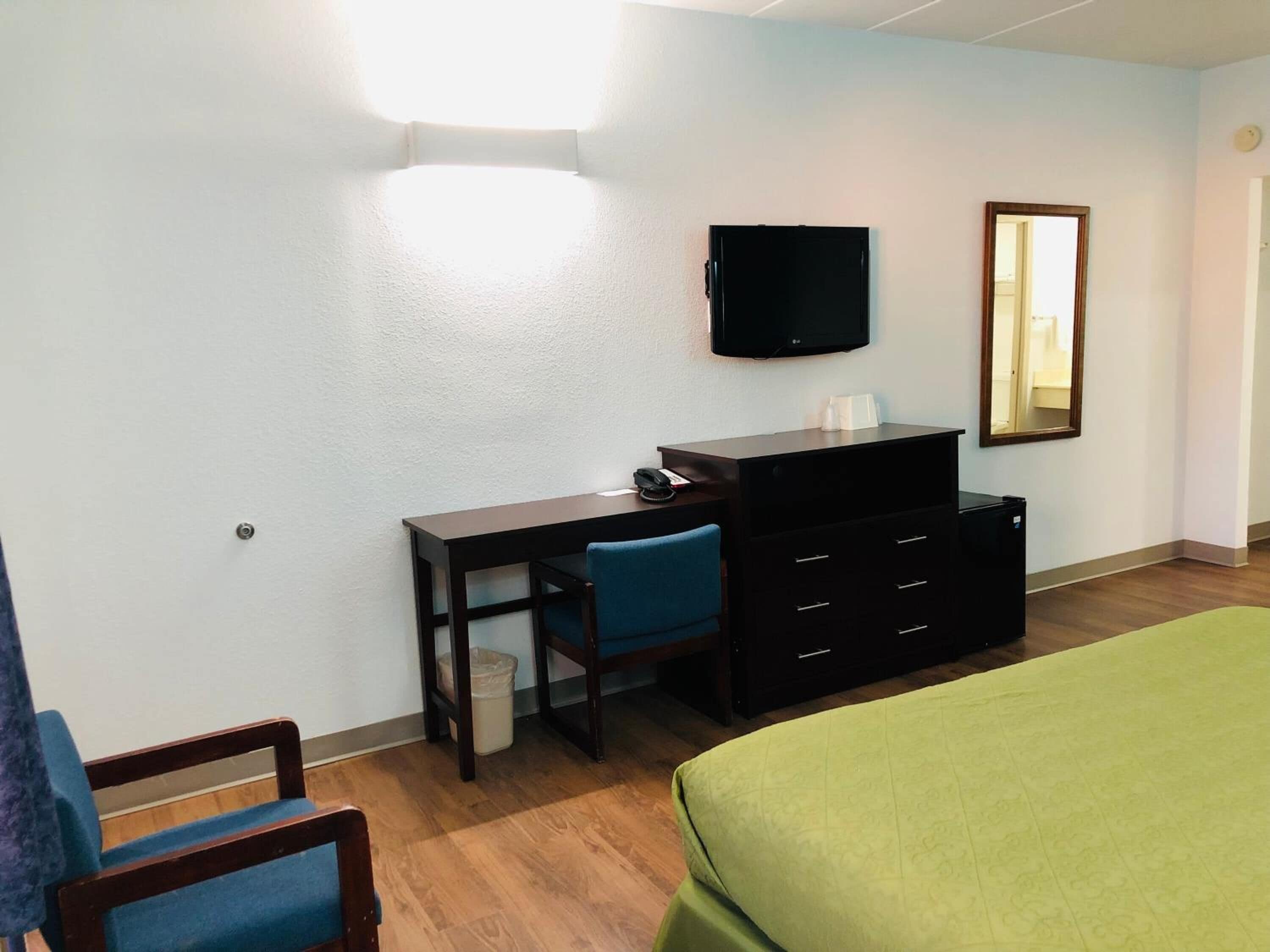 Motel 6 Falls Church Va Arlington Boulevard