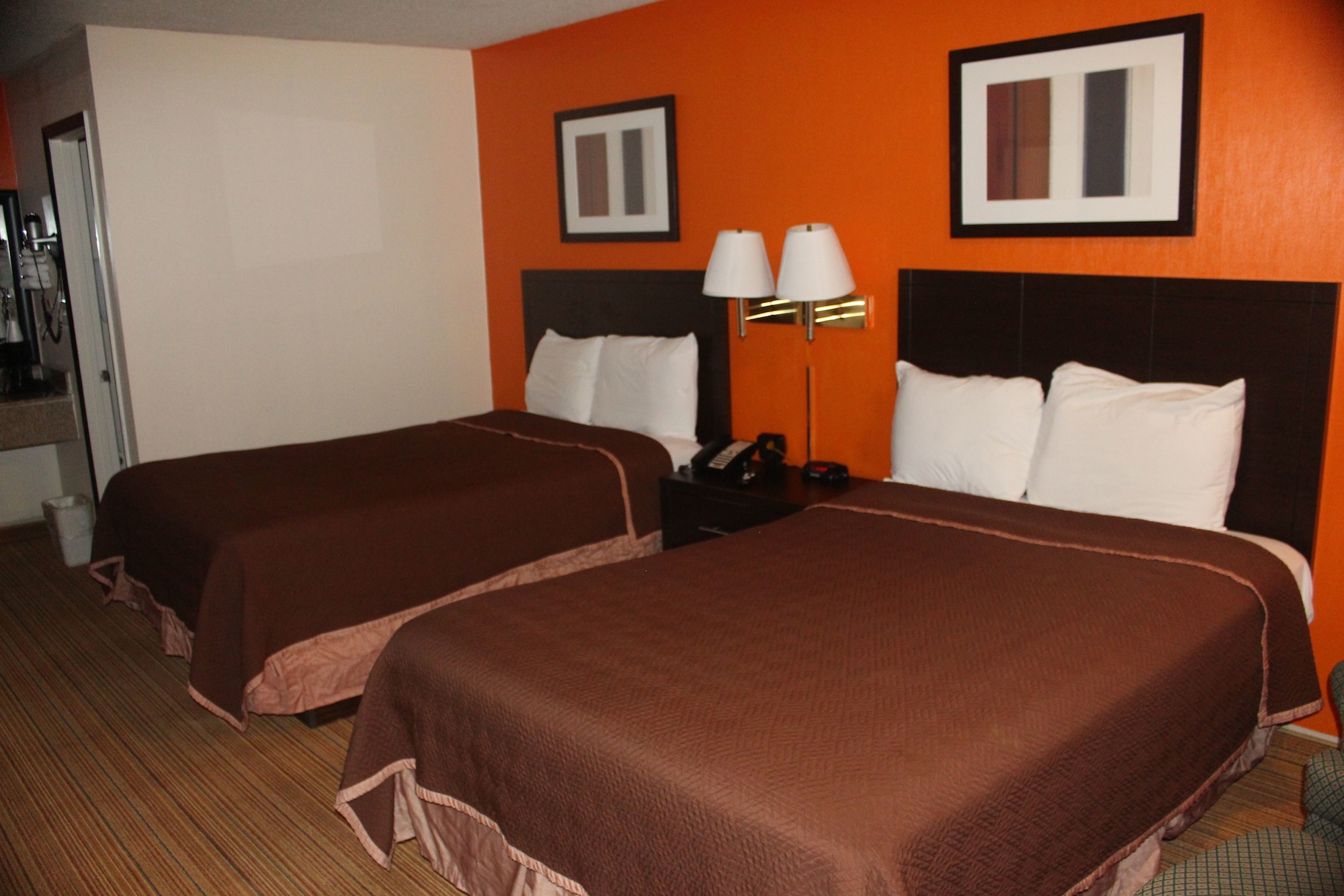 Americas Best Value Inn - Fredericksburg North