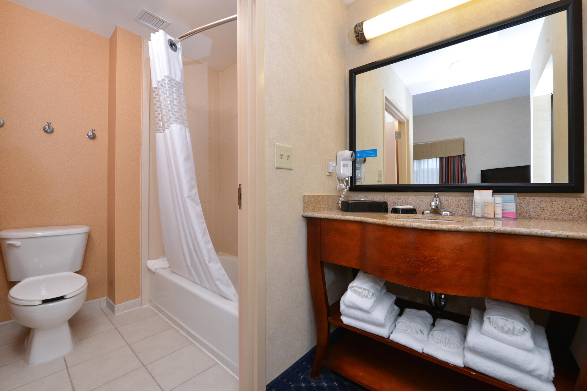 Hampton Inn & Suites Fredericksburg South Hampton Inn & Suites Fredericksburg South