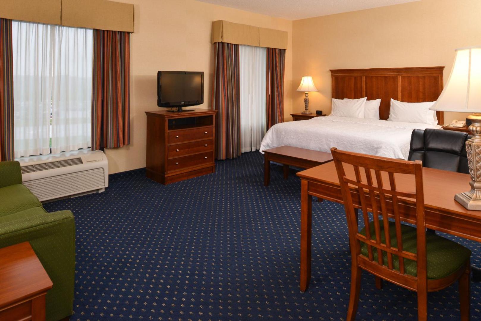 Hampton Inn & Suites Fredericksburg South Hampton Inn & Suites Fredericksburg South