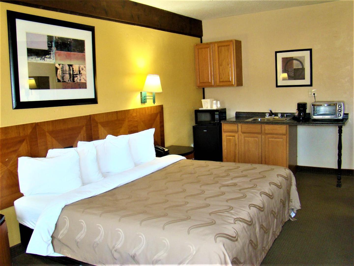 Baymont by Wyndham Front Royal Near Shenandoah National Park