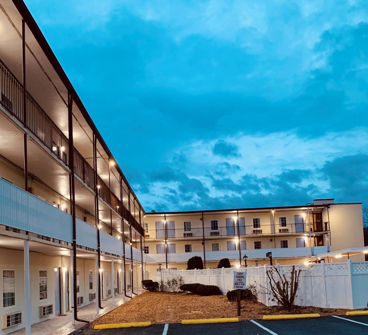 Baymont by Wyndham Front Royal Near Shenandoah National Park