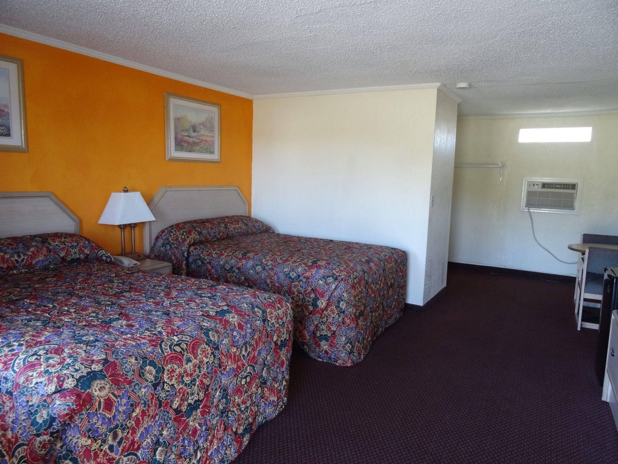 Cavalier Motel
