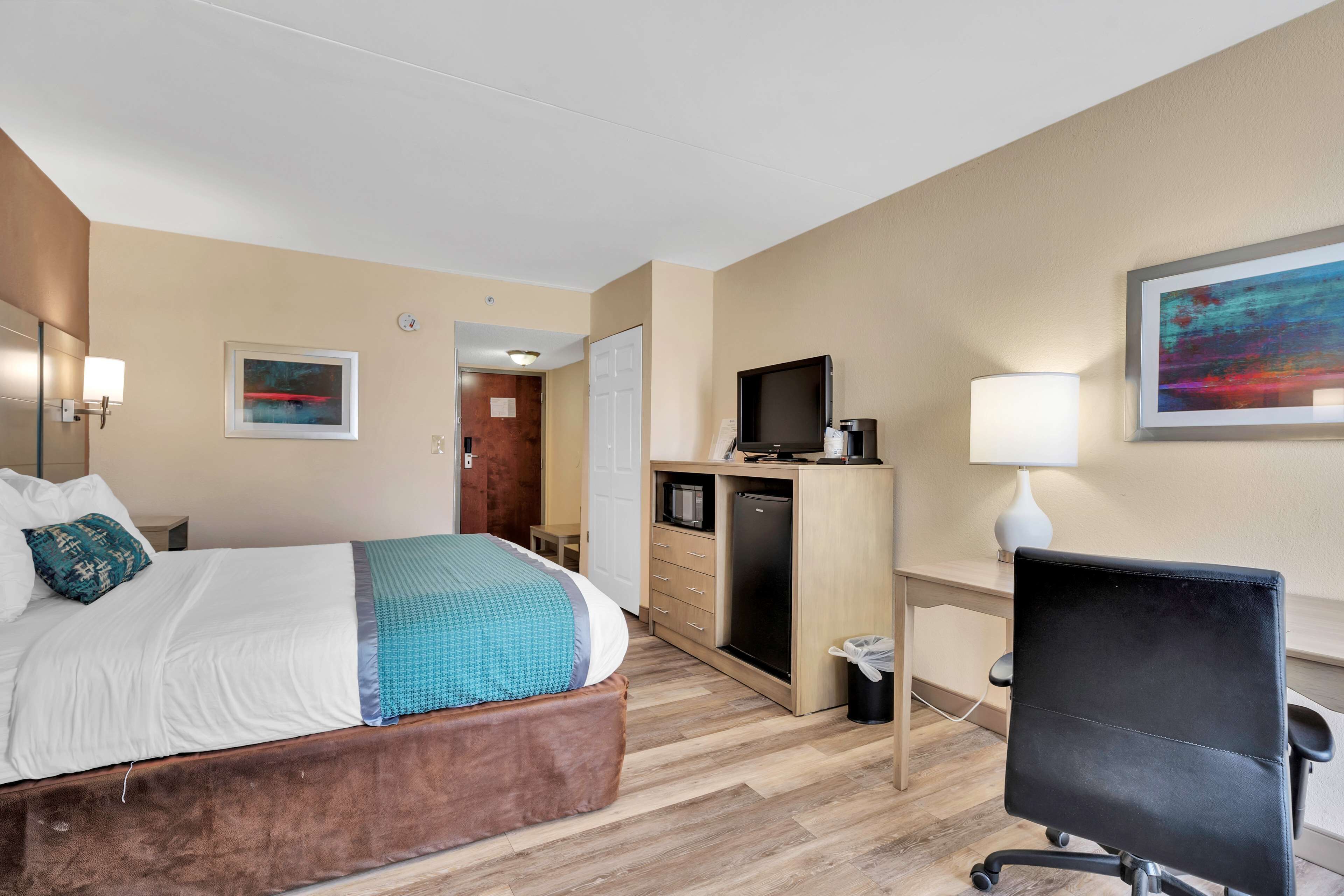 Best Western Hampton Coliseum Inn