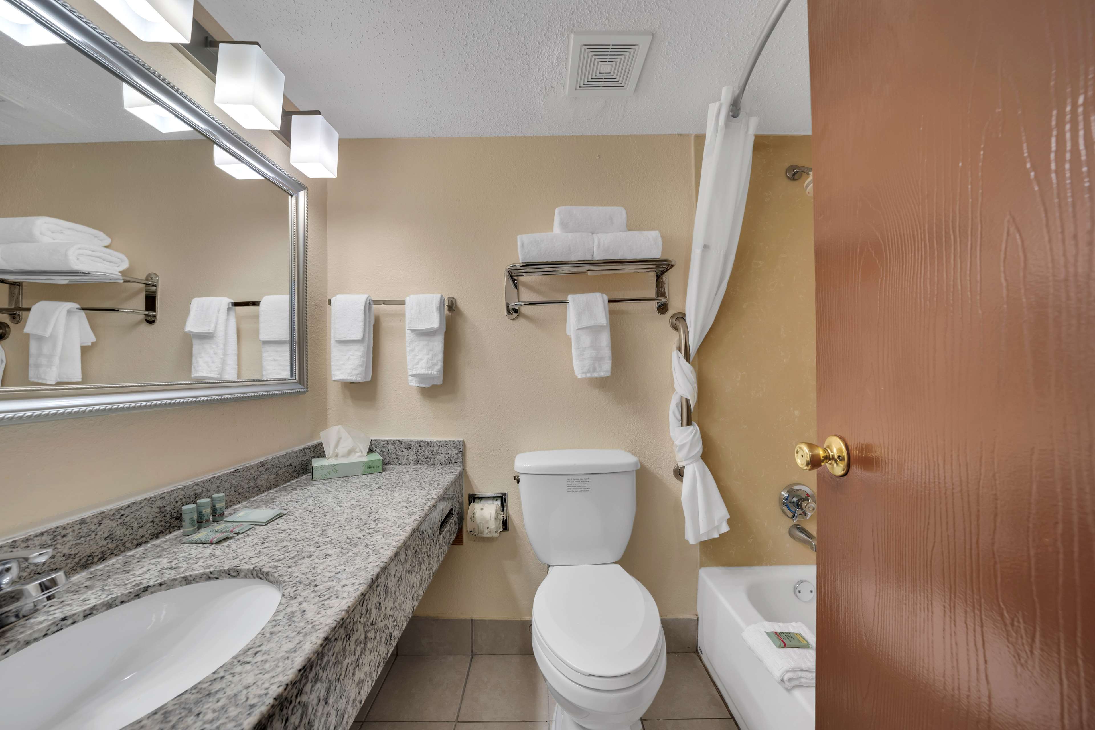 Best Western Hampton Coliseum Inn