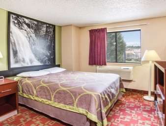 Super 8 by Wyndham Harrisonburg