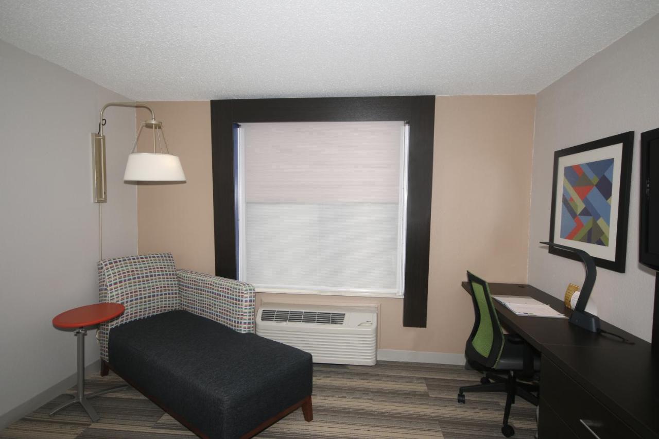Holiday Inn Express Hillsville