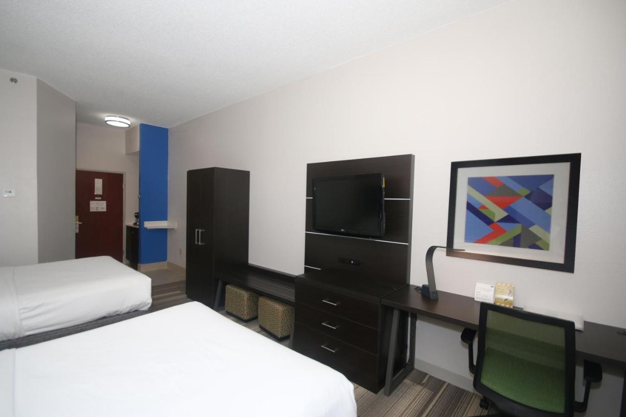 Holiday Inn Express Hillsville