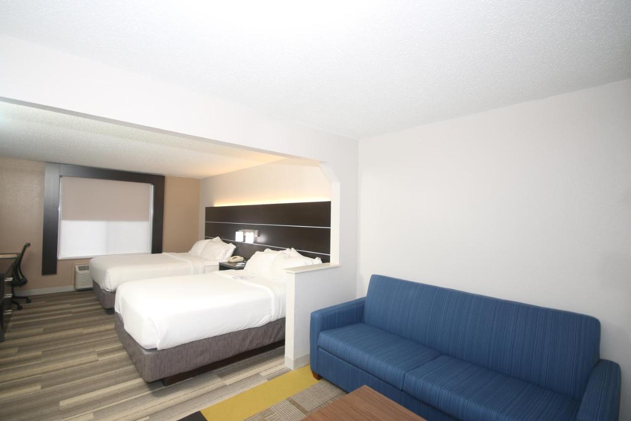 Holiday Inn Express Hillsville