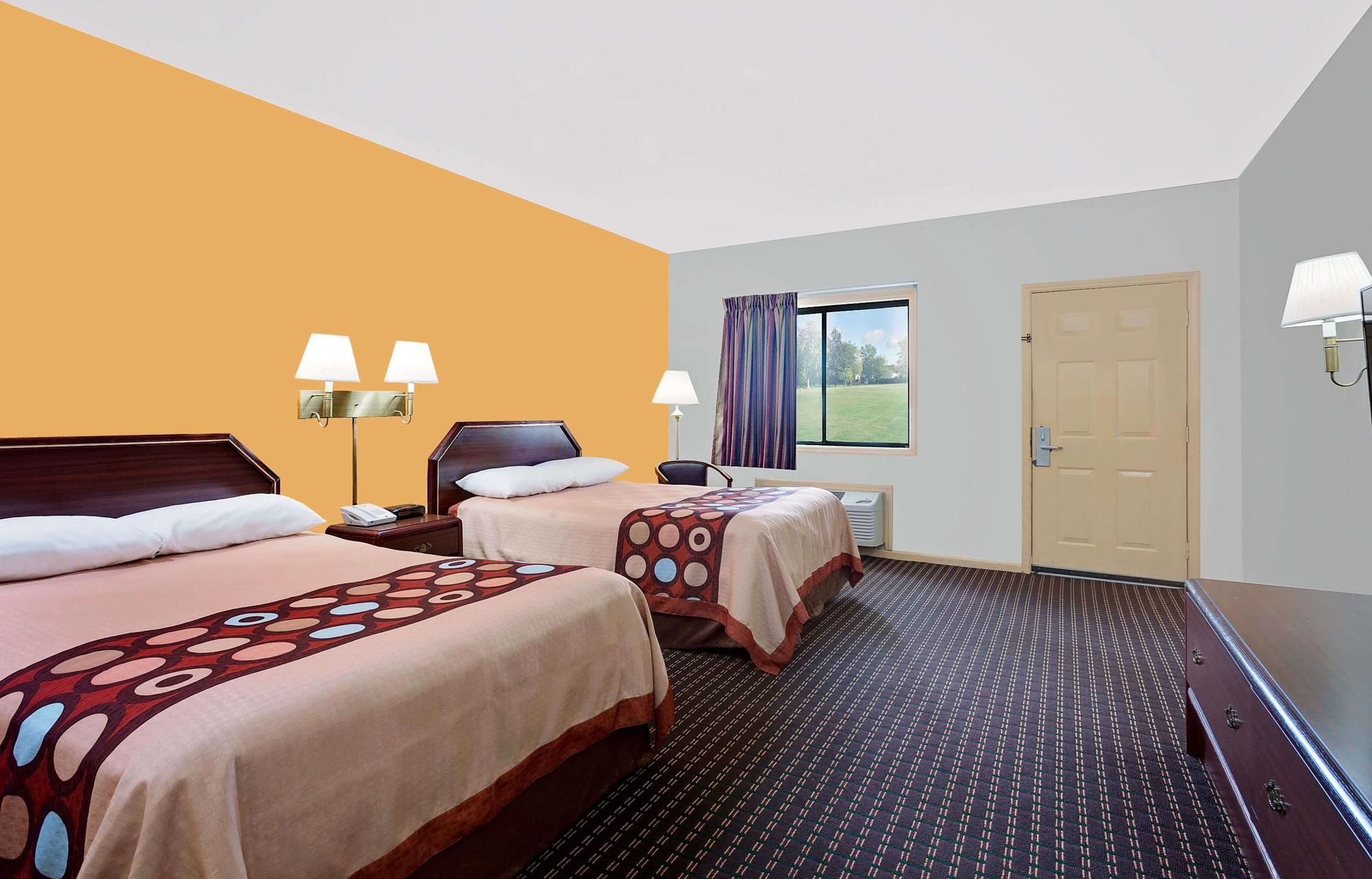 Super 8 by Wyndham Hillsville