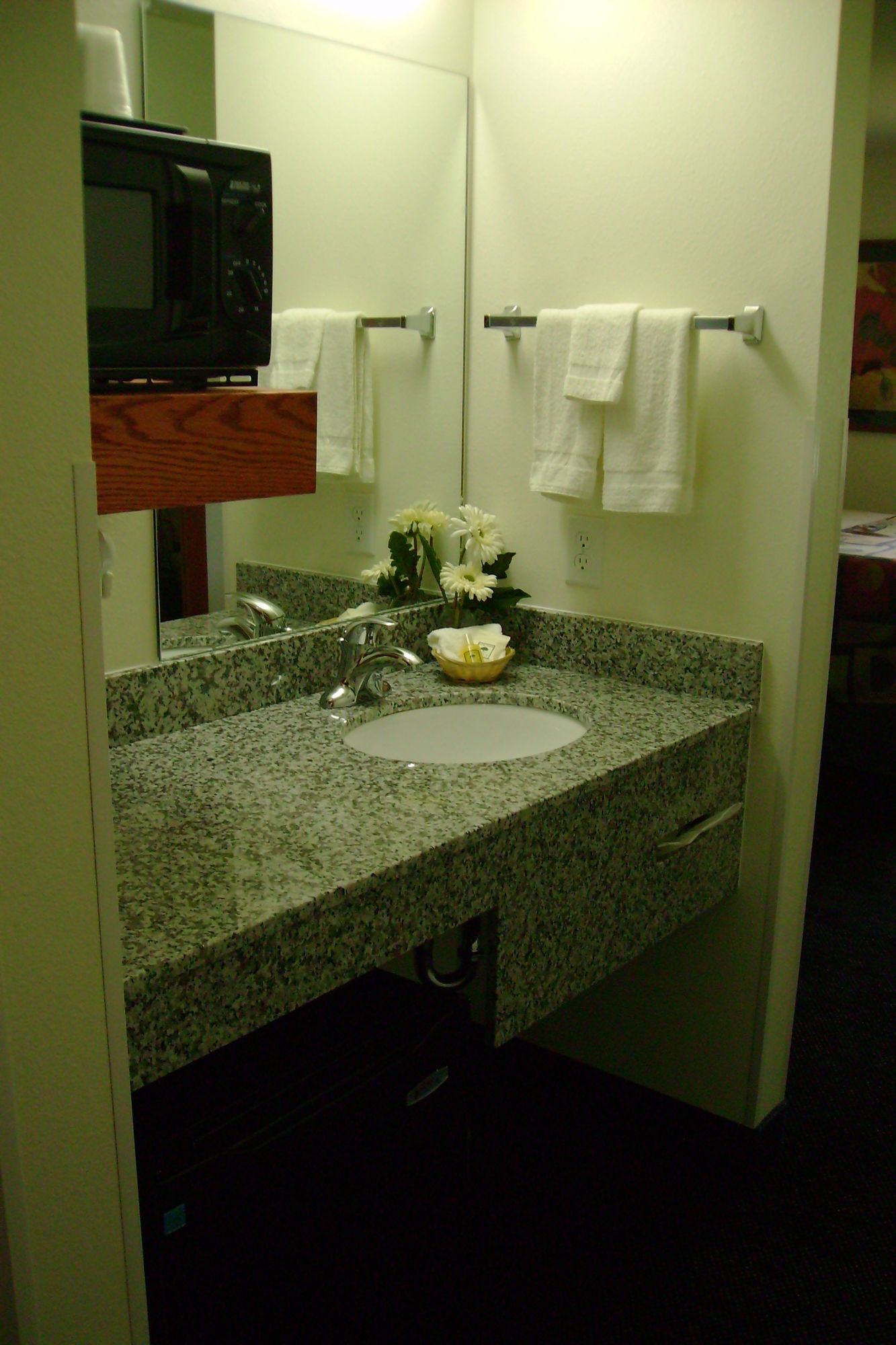 Travelodge by Wyndham Low Moor Near Covington