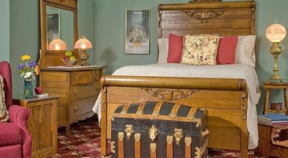 The Carriage House Inn Bed & Breakfast