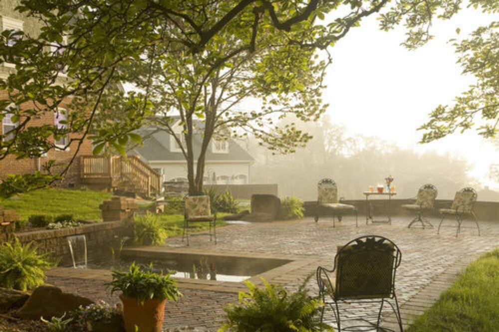 The Carriage House Inn Bed & Breakfast