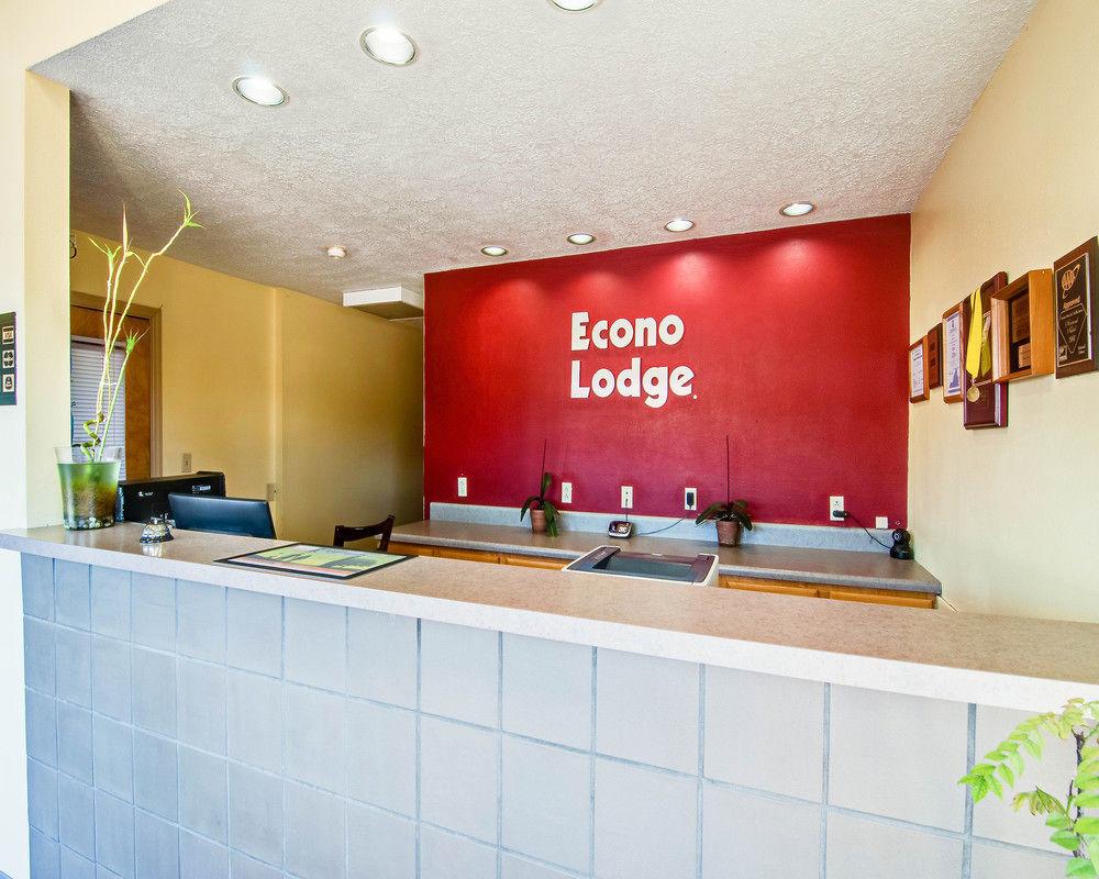 Econo Lodge Marion I-81