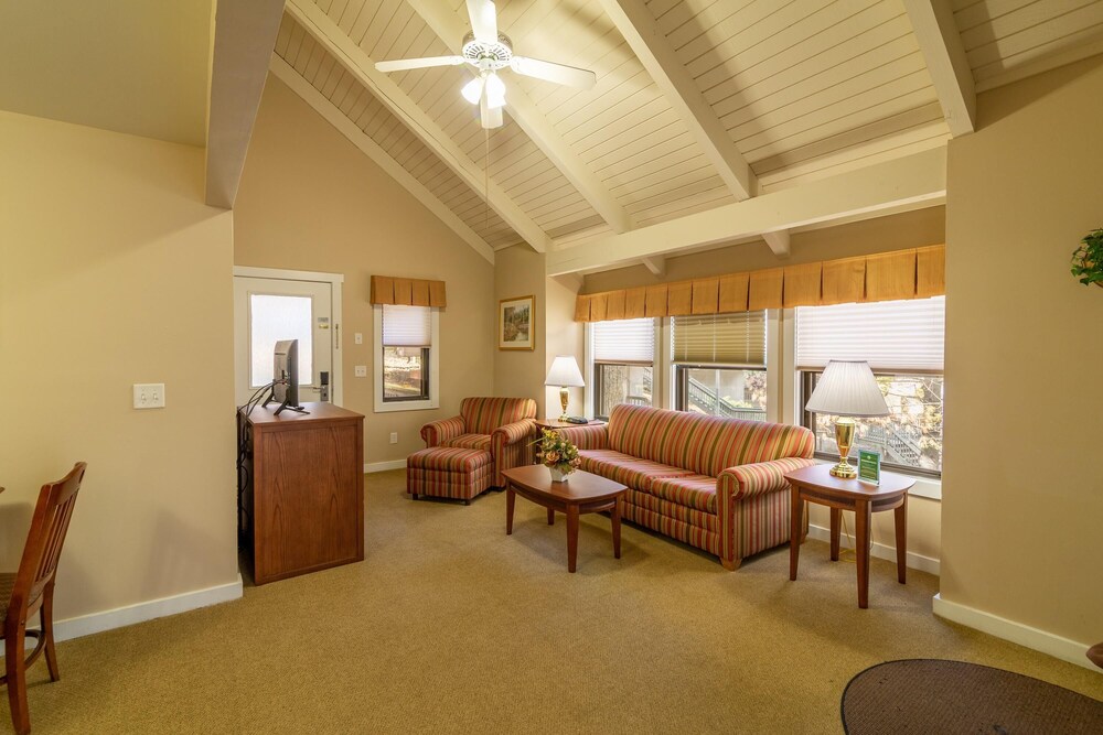 Massanutten's Shenandoah Villas by Tripforth