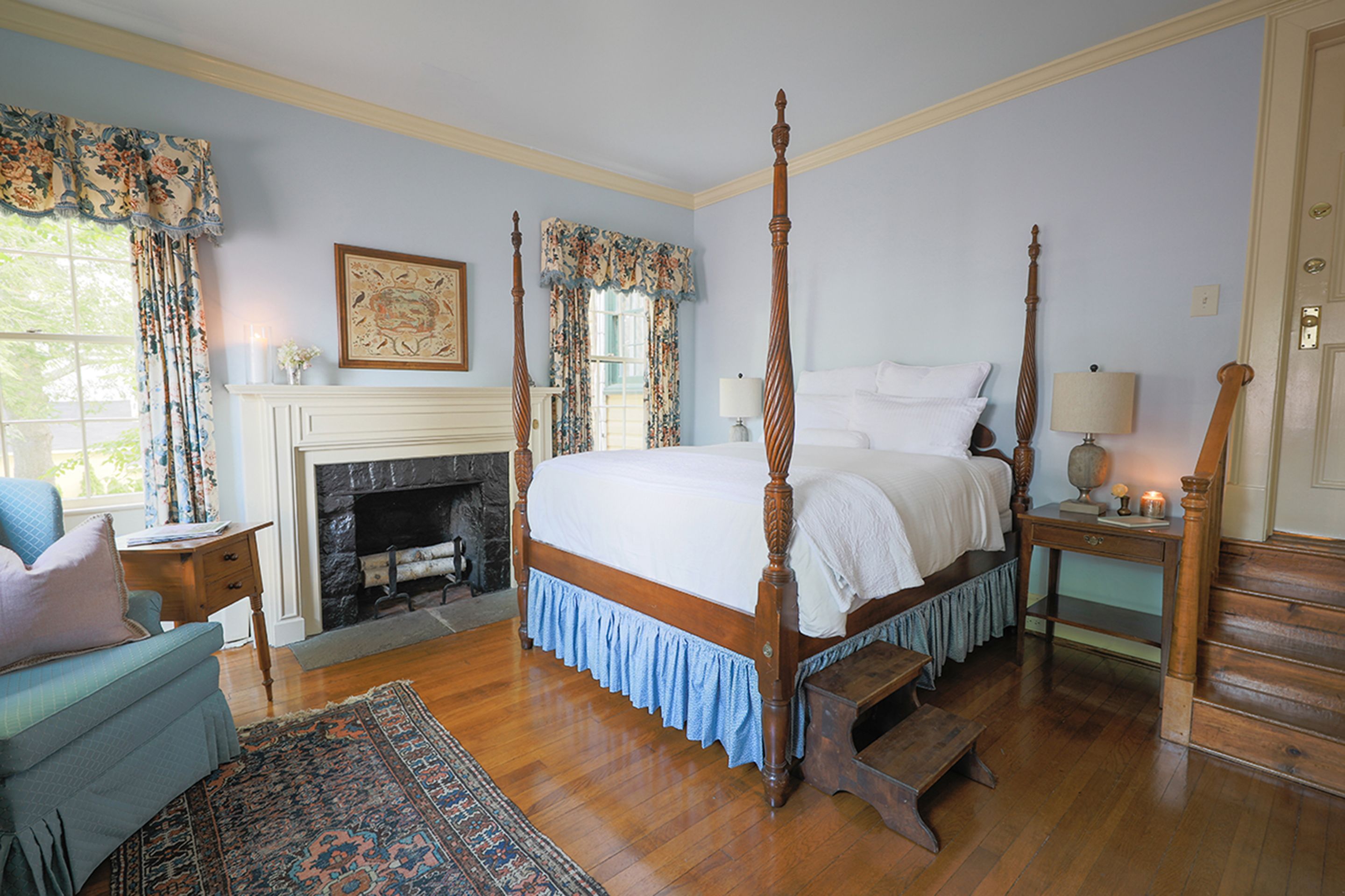 The Red Fox Inn & Tavern