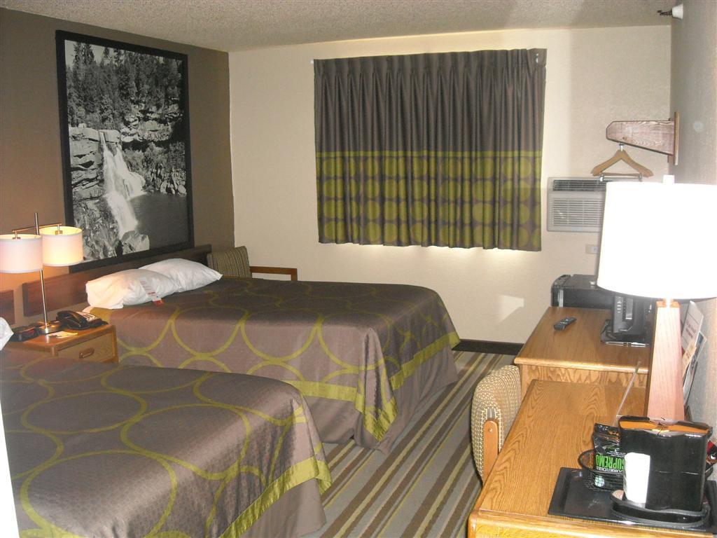 Super 8 by Wyndham Hull Street Midlothian/Richmond Area