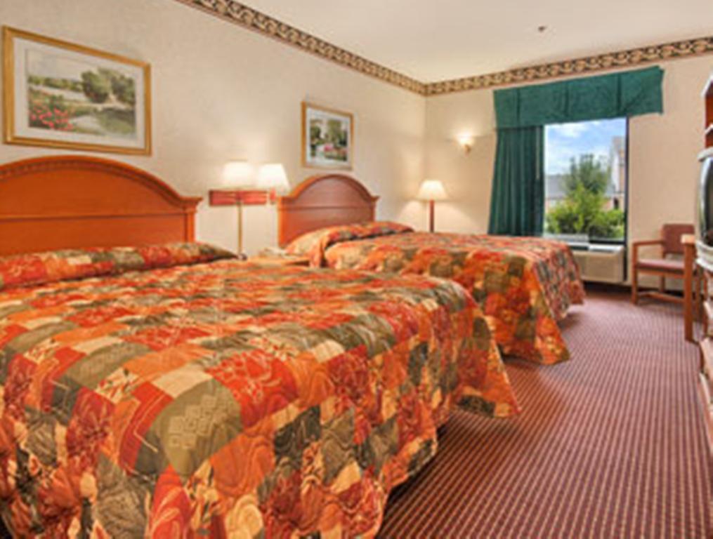 Super 8 by Wyndham Hull Street Midlothian/Richmond Area