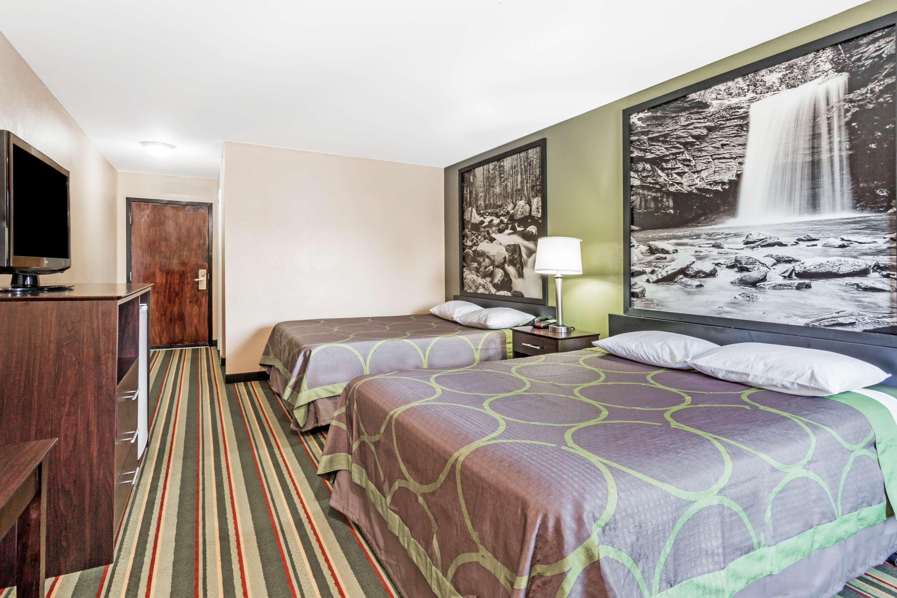 Super 8 by Wyndham Hull Street Midlothian/Richmond Area