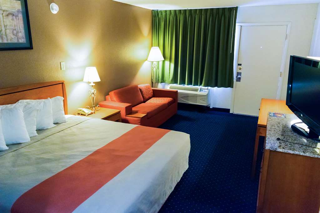 Express Inn Newport News