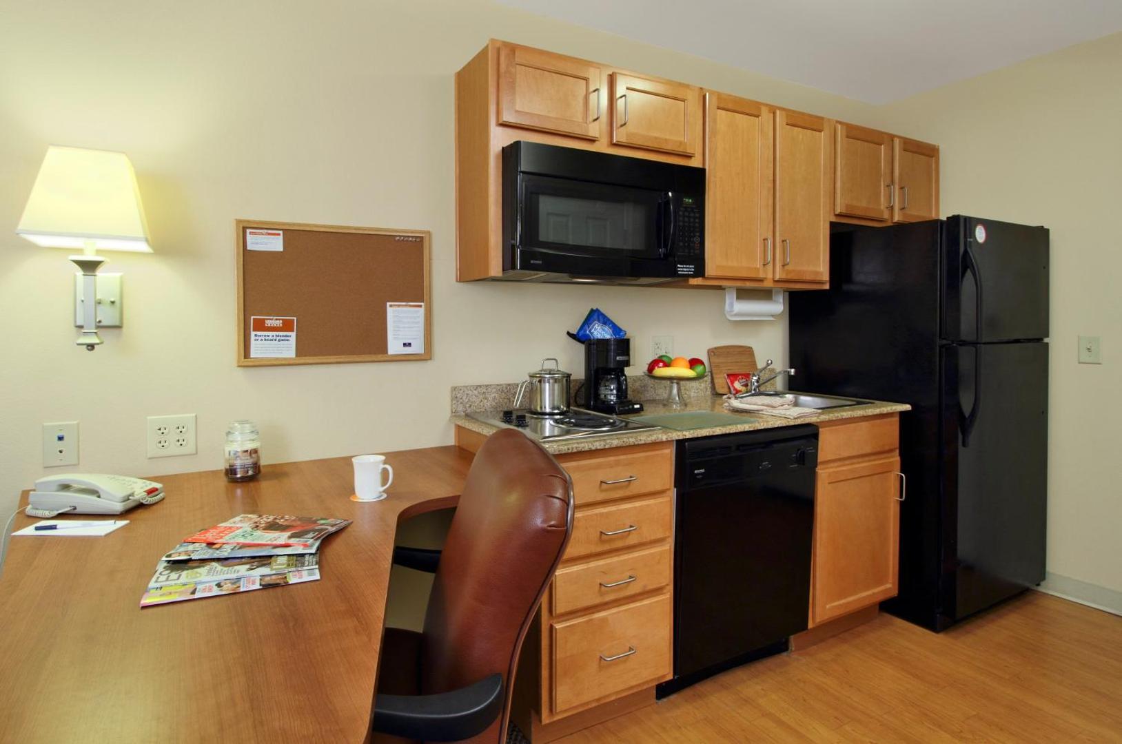 Candlewood Suites Norfolk Airport